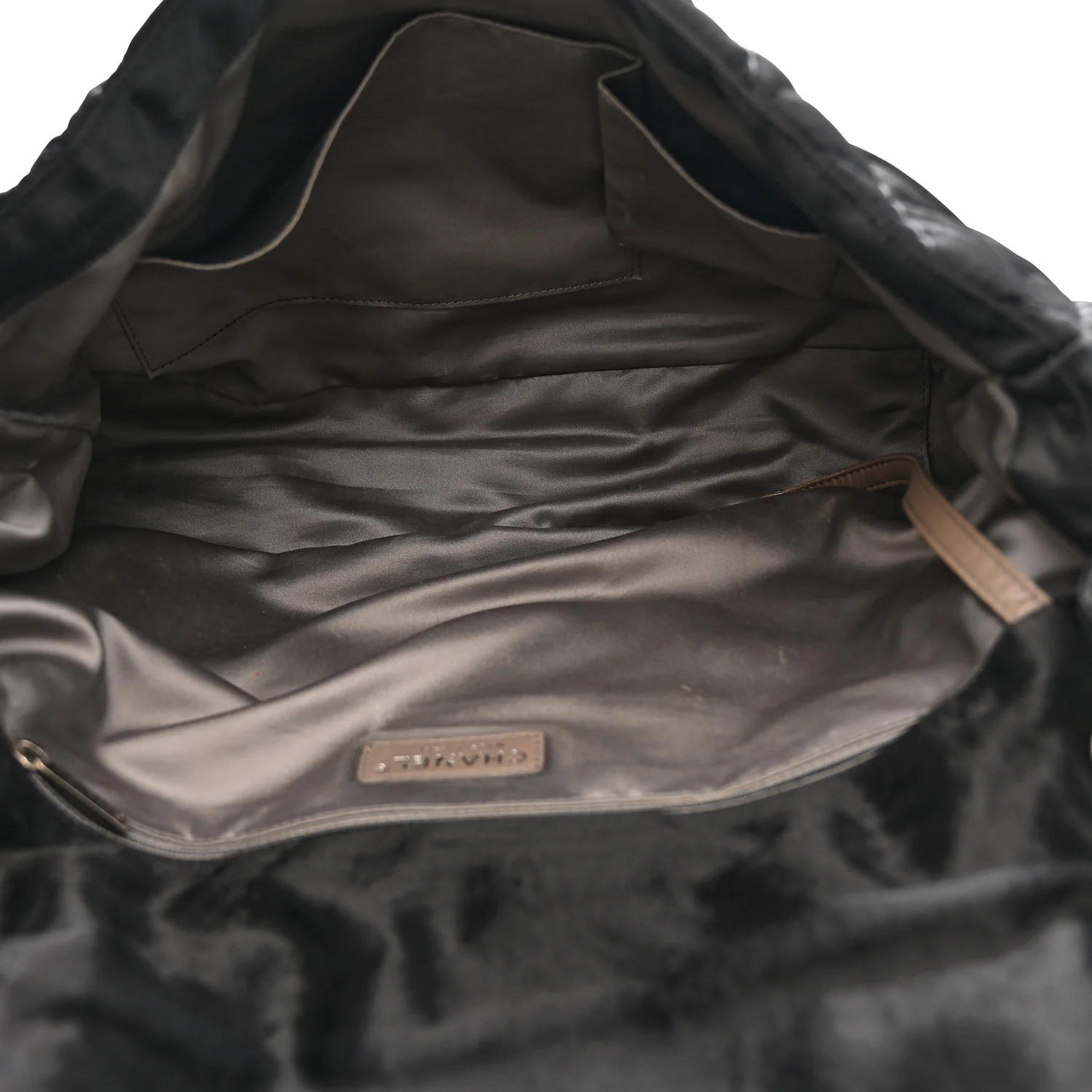 Satin Quilted XL Flap Black - Image 5