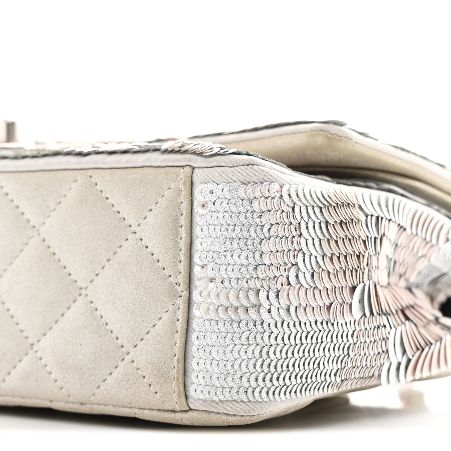 Sequin CC Small Double Flap Silver - Image 10