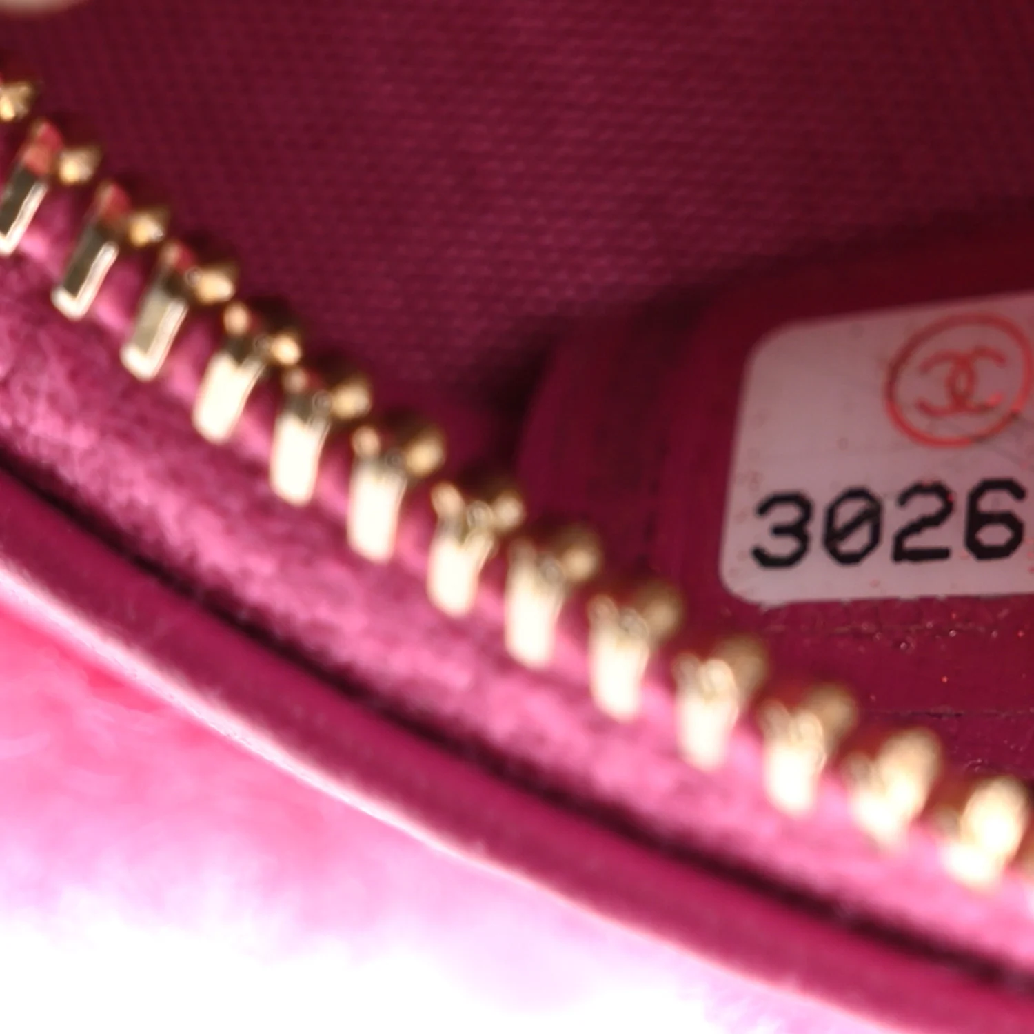 Shearling Sheepskin Chanel 19 Round Clutch With Chain Dark Pink - Image 7