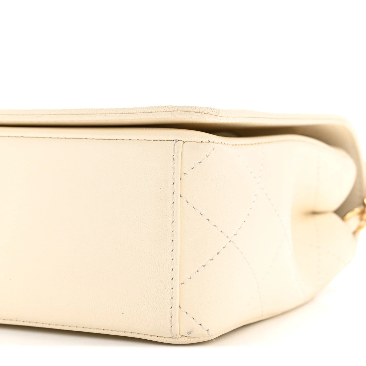 Sheepskin Quilted Medium Vintage Mademoiselle Flap White - Image 10
