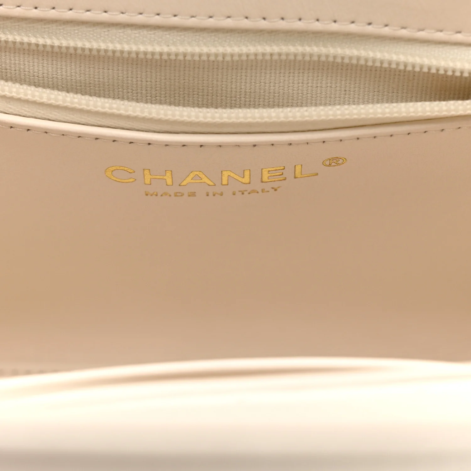 Shiny Aged Calfskin Quilted Nano Kelly Shopper White - Image 6