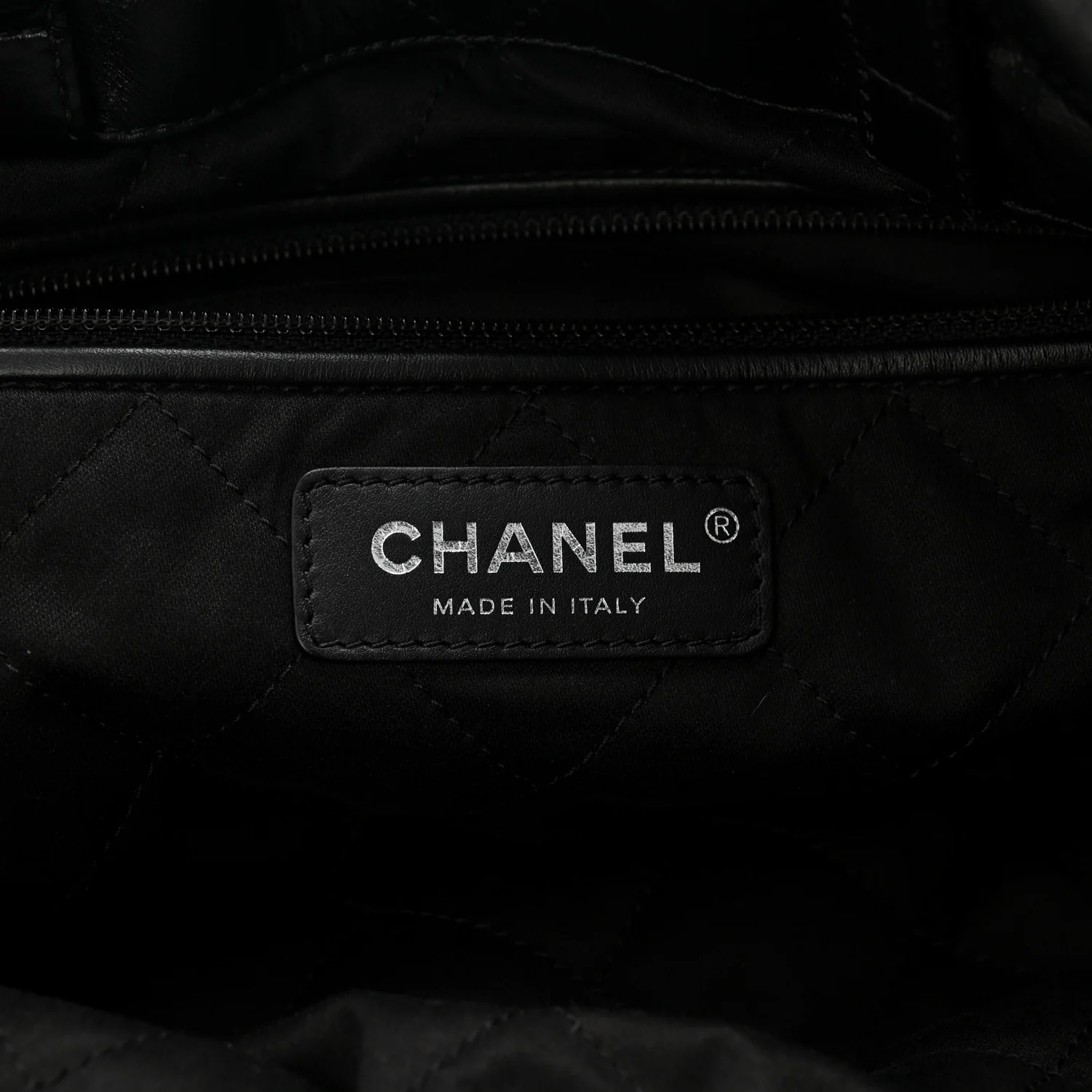Shiny Calfskin Quilted Chanel 22 Backpack So Black - Image 13