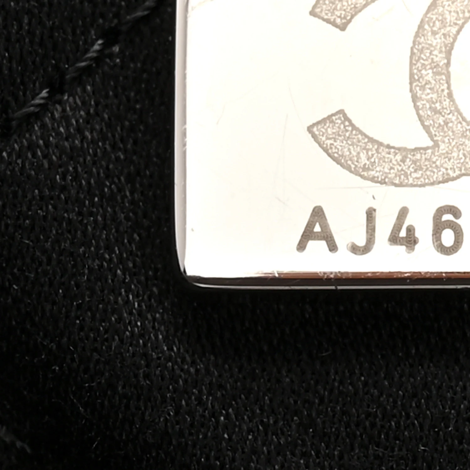 Shiny Calfskin Quilted Chanel 22 Backpack So Black - Image 14