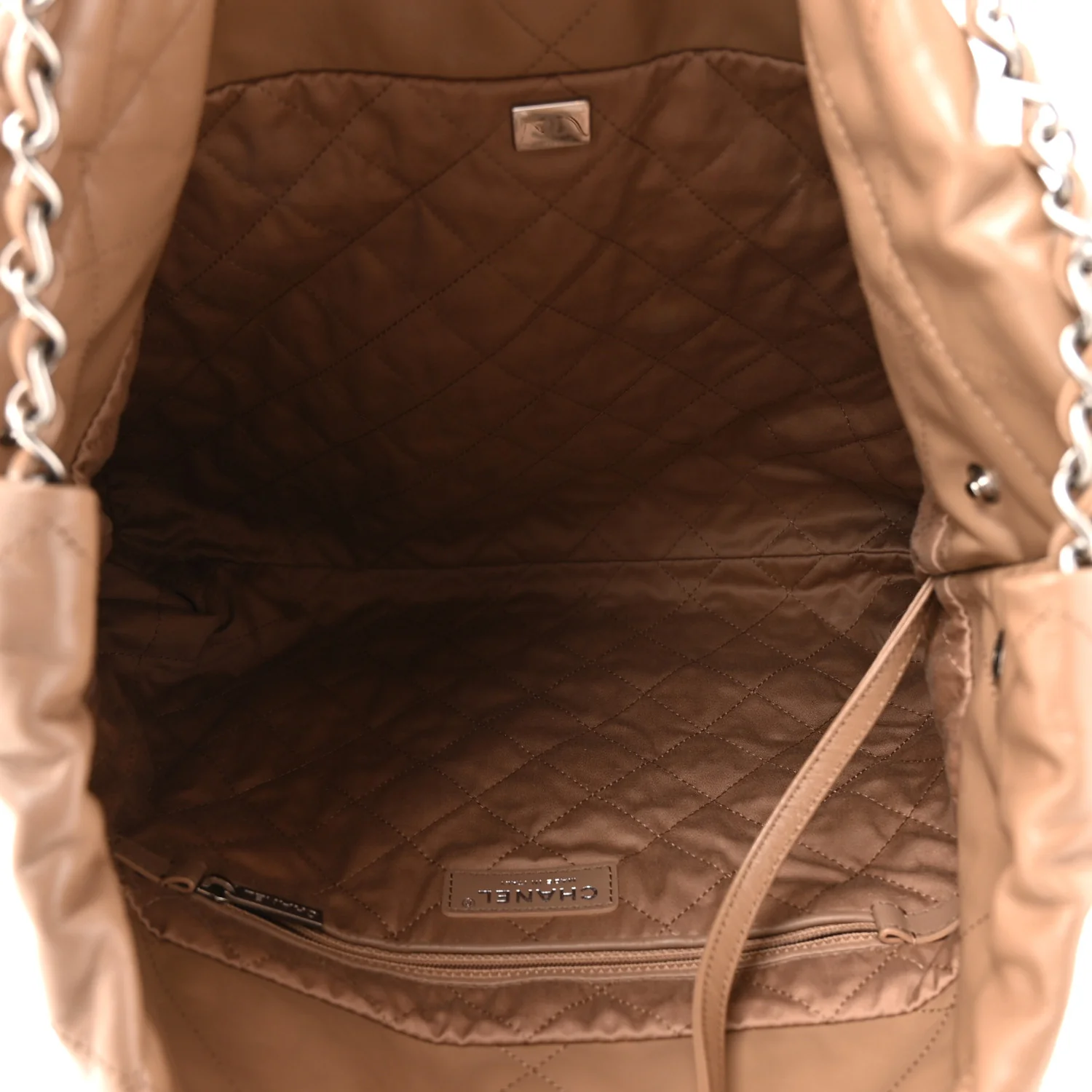 Shiny Calfskin Quilted Chanel 22 Beige - Image 6