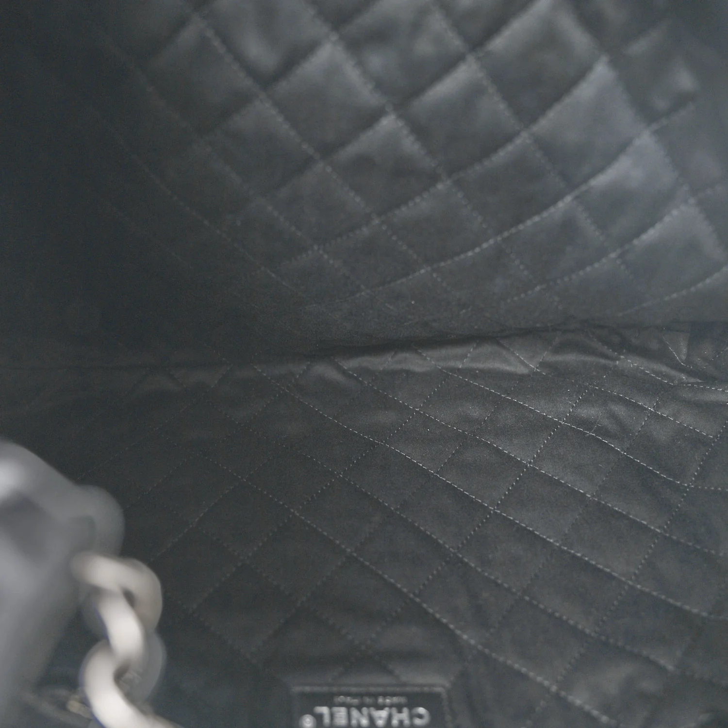 Shiny Calfskin Quilted Chanel 22 Black - Image 6