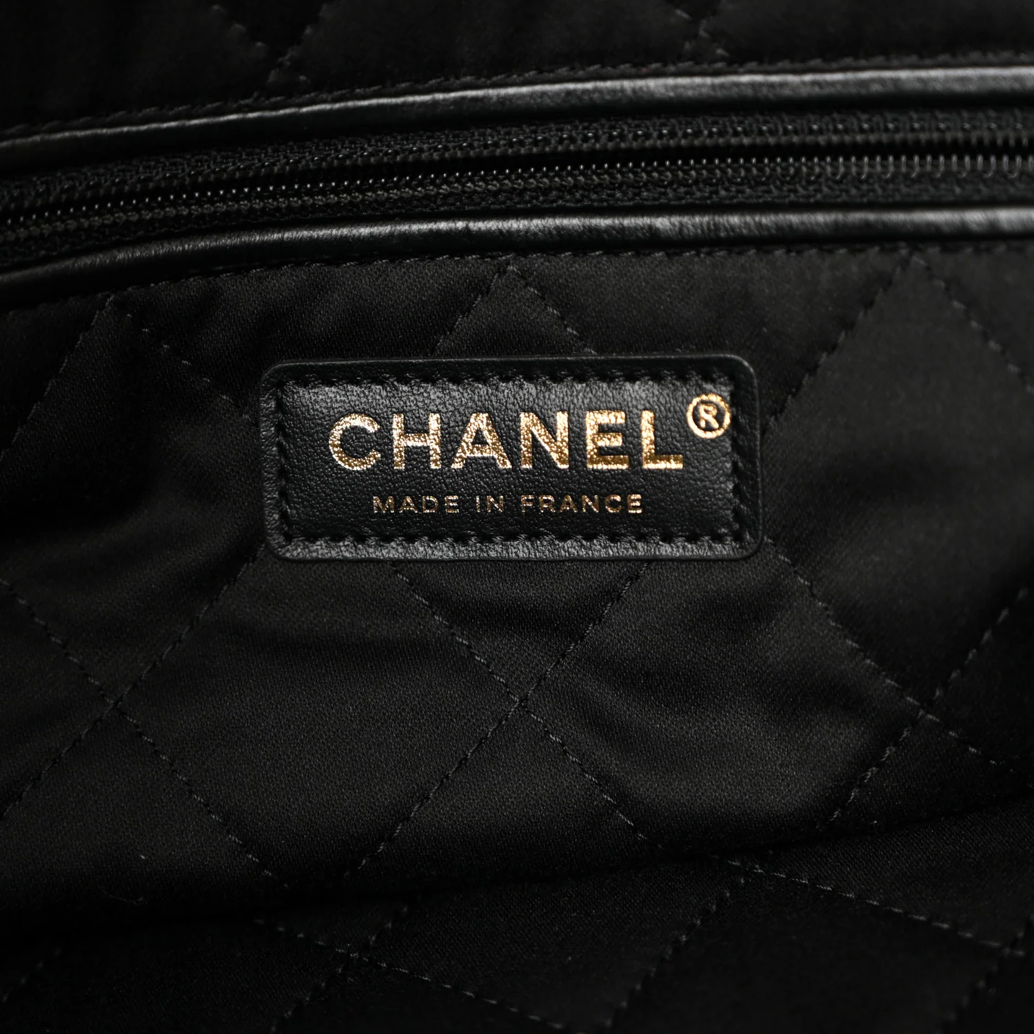 Shiny Calfskin Quilted Chanel 22 Black - Image 7