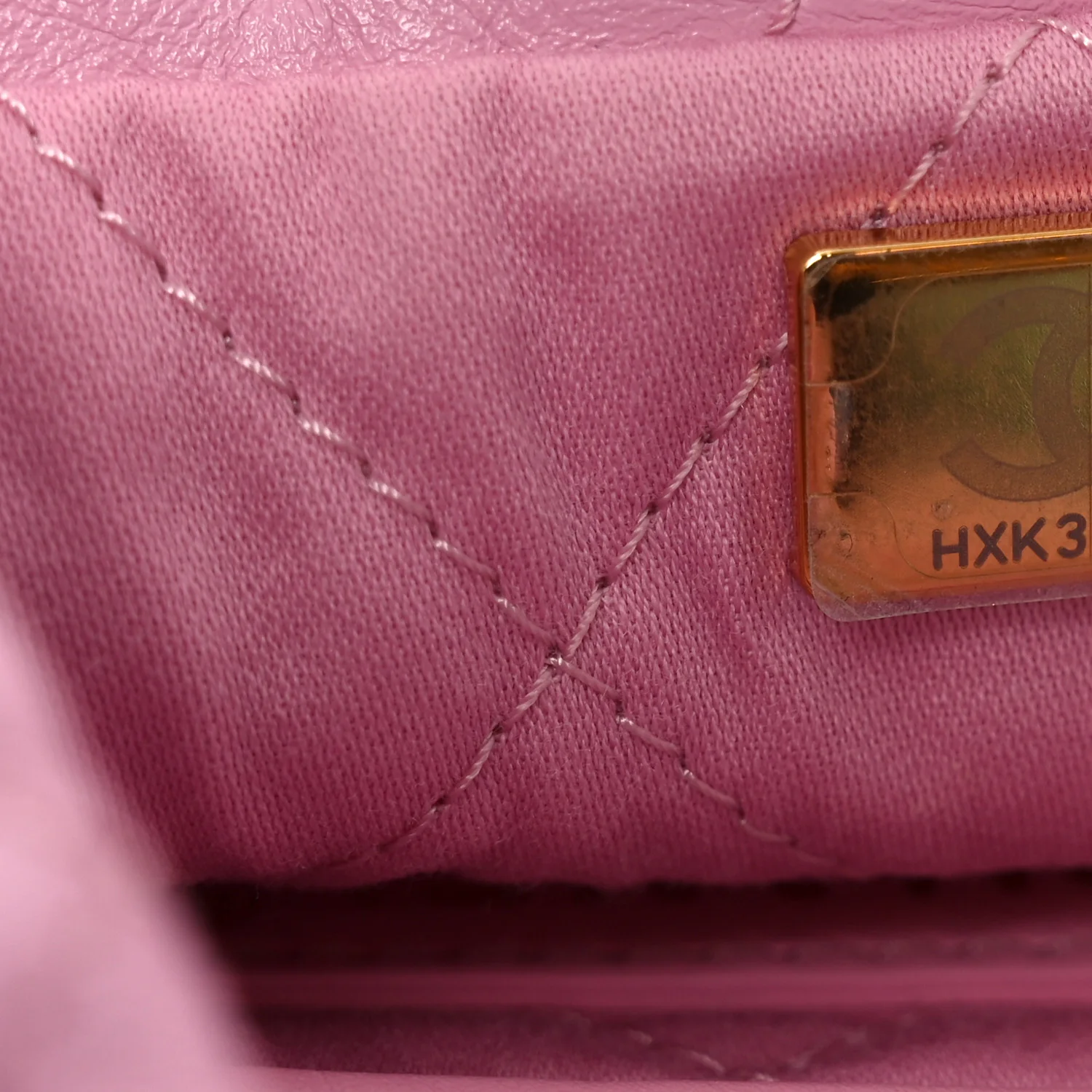 Shiny Calfskin Quilted Chanel 22 Drawstring Bag Pink - Image 8