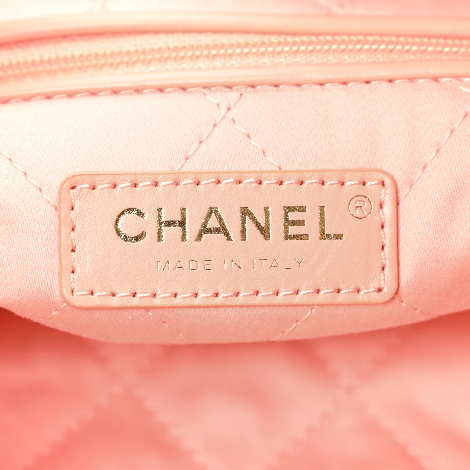 Shiny Calfskin Quilted Chanel 22 Light Orange - Image 7