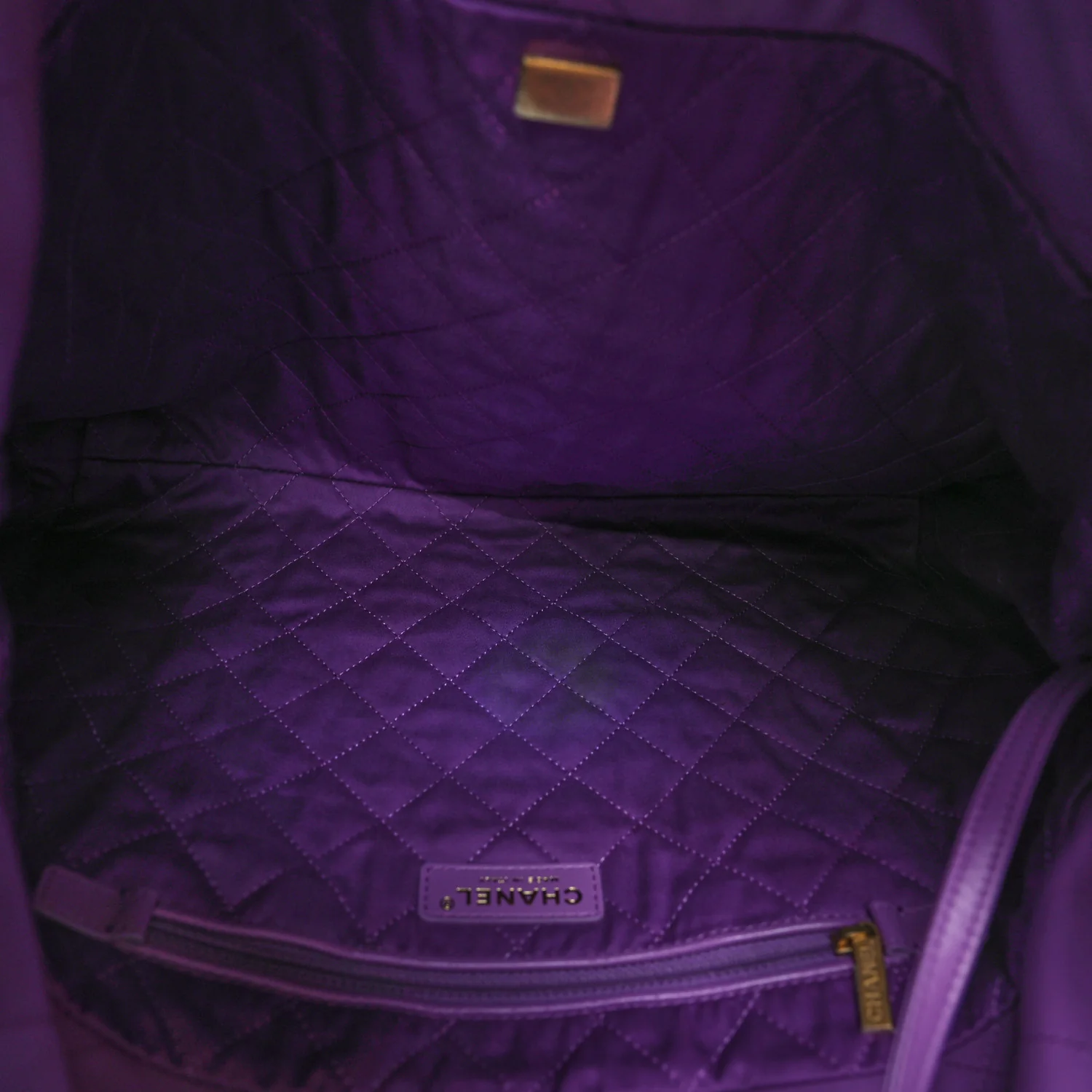 Shiny Calfskin Quilted Chanel 22 Purple - Image 5