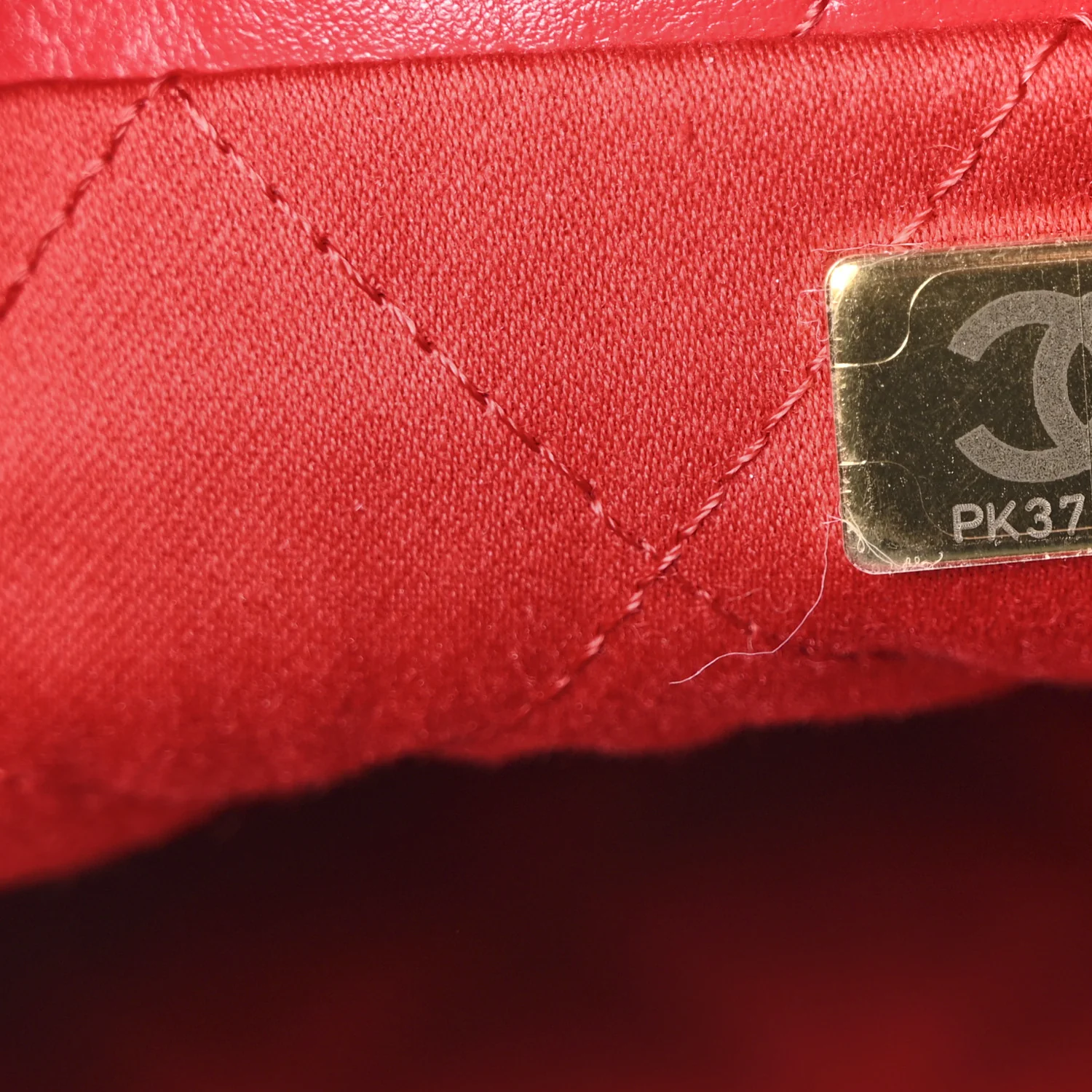 Shiny Calfskin Quilted Chanel 22 Red - Image 8