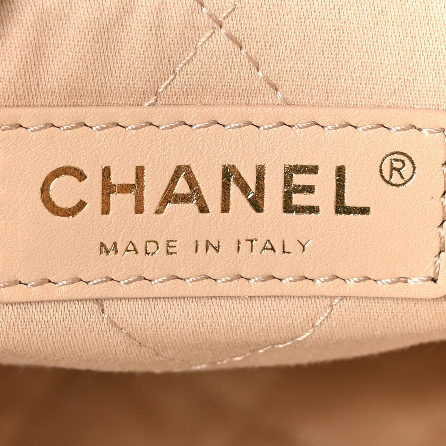 Shiny Calfskin Quilted Chanel 22 White Black - Image 7