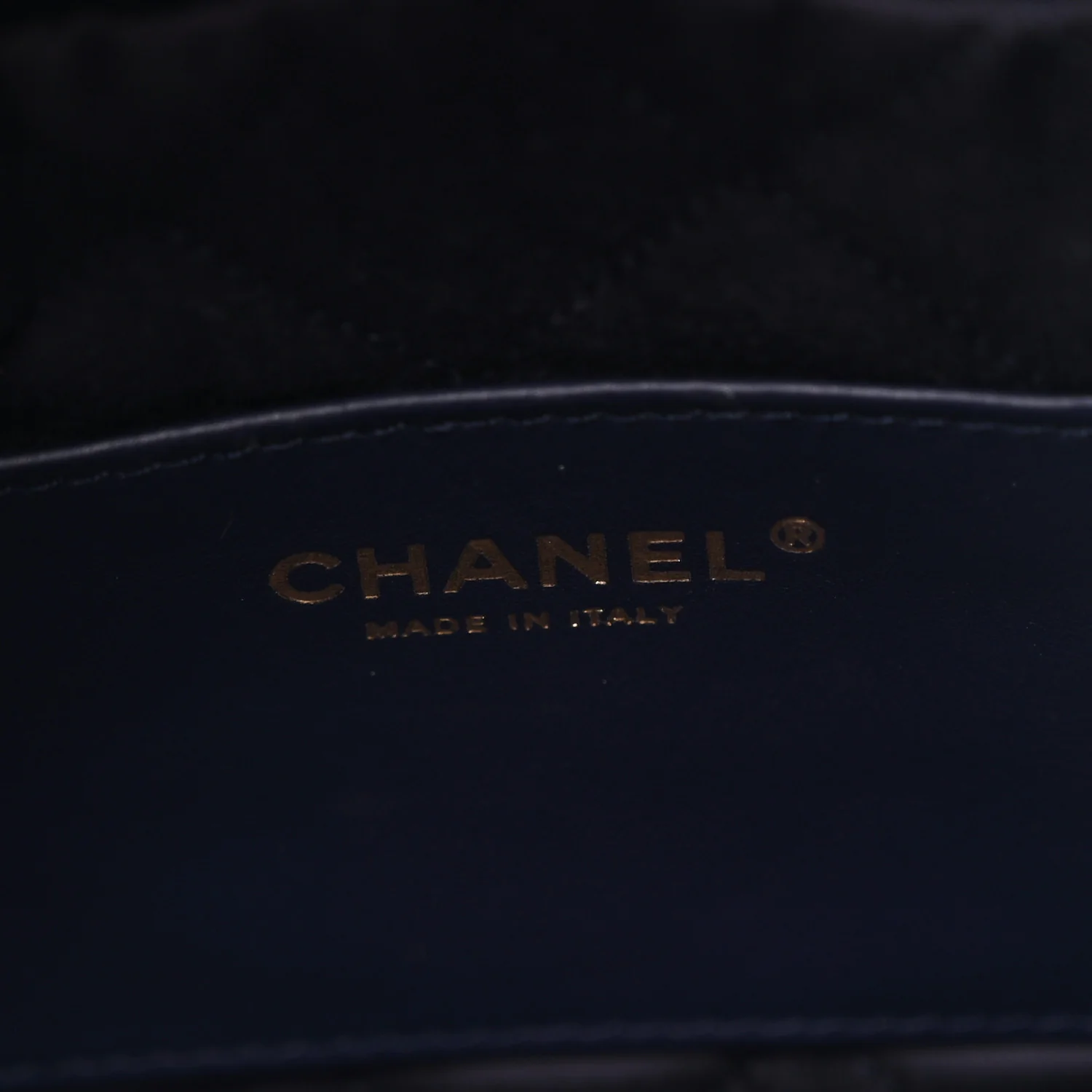 Shiny Calfskin Quilted Mini Chanel 22 Navy Blue - Image 6