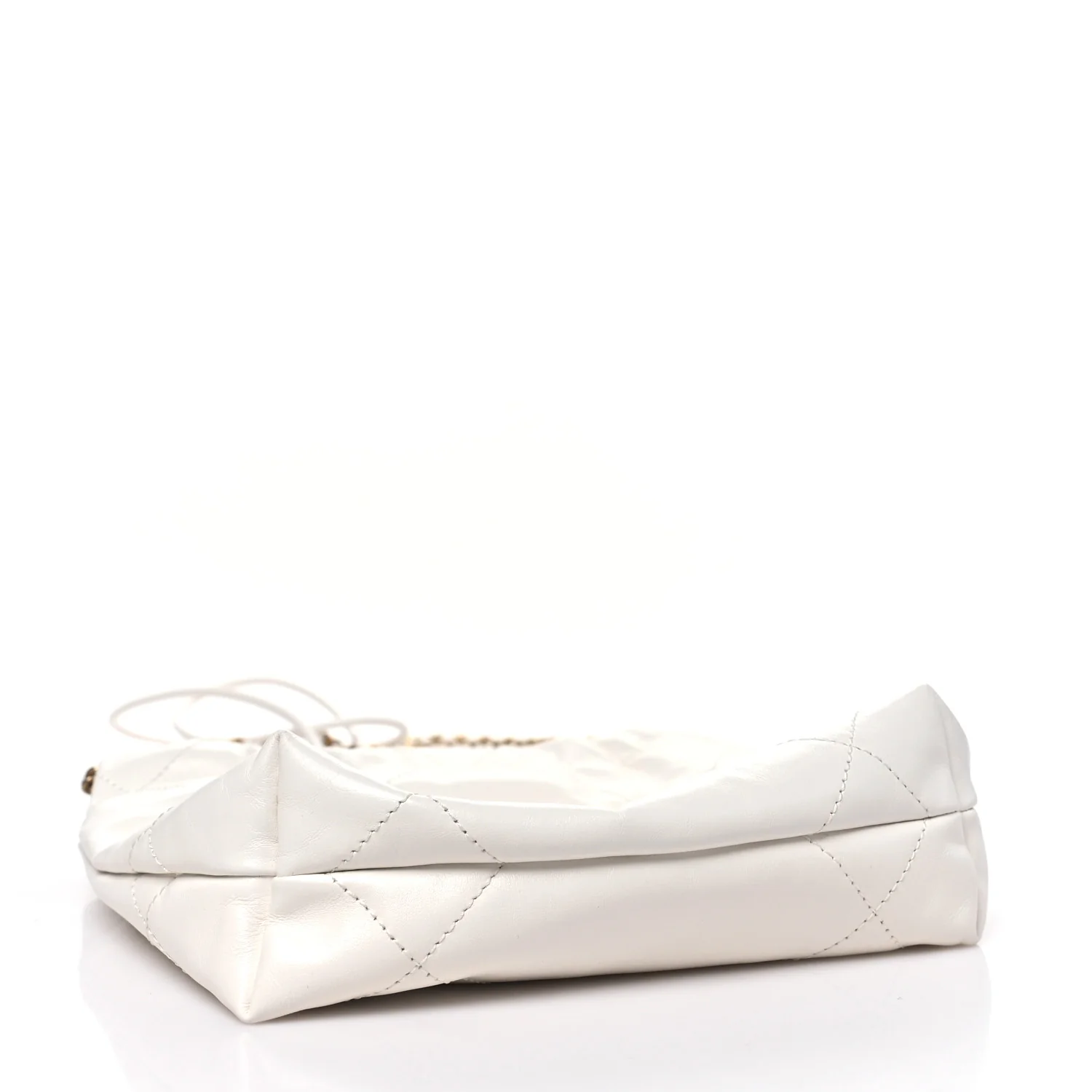 Shiny Calfskin Quilted Mini Chanel 22 White - Image 4