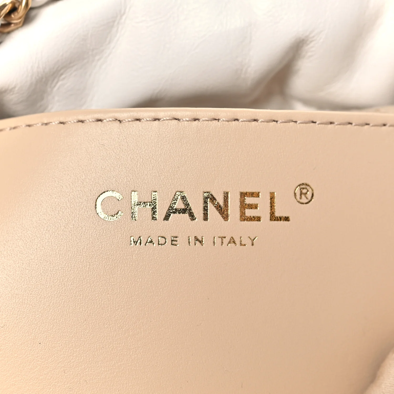 Shiny Calfskin Quilted Mini Chanel 22 White - Image 6