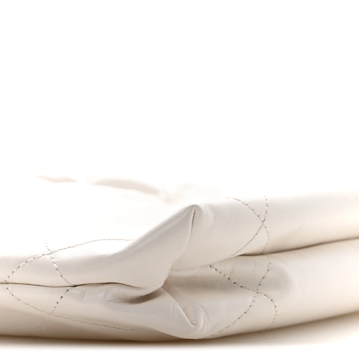 Shiny Calfskin Quilted Mini Chanel 22 White - Image 9