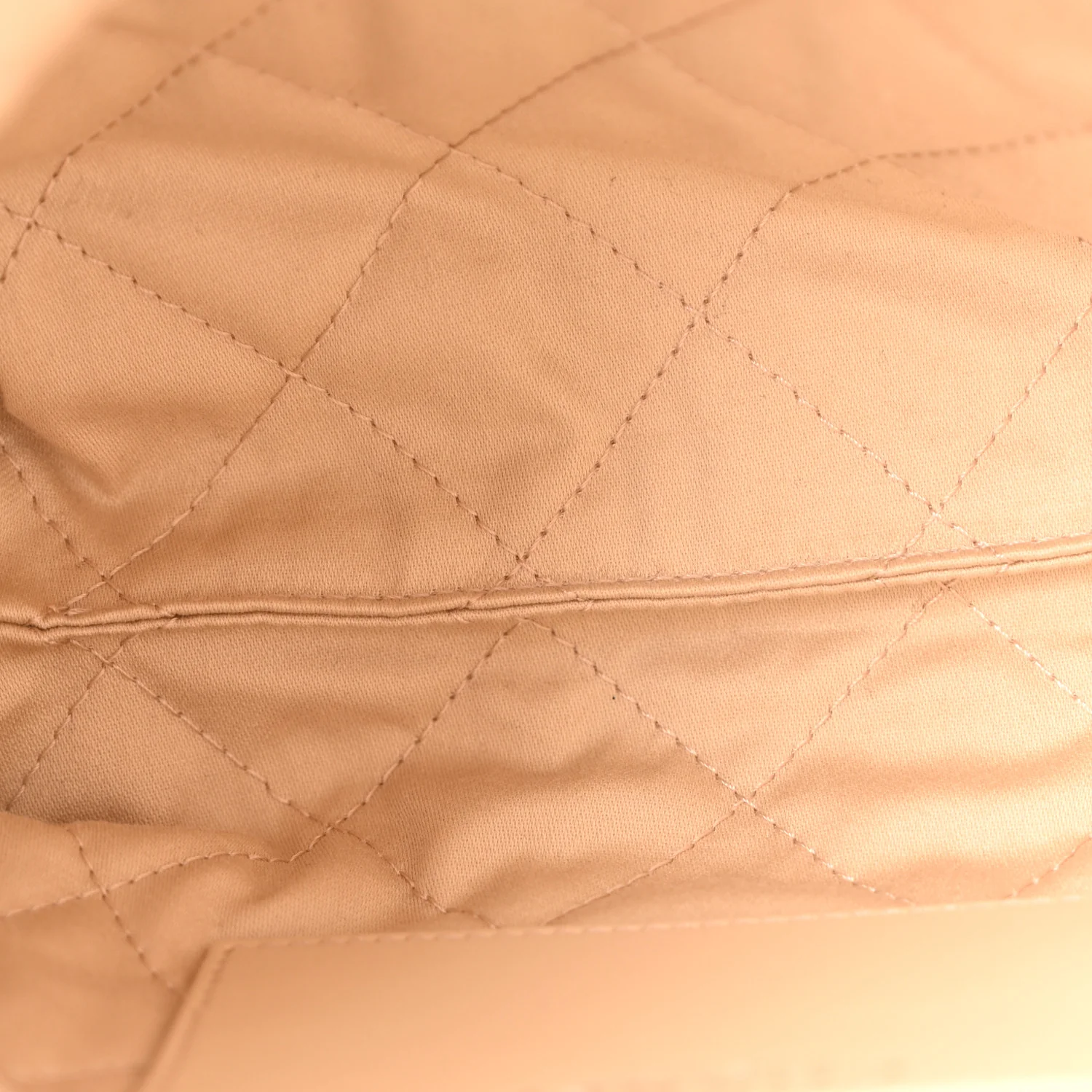 Shiny Calfskin Quilted Rainbow Mini Chanel 22 White - Image 13