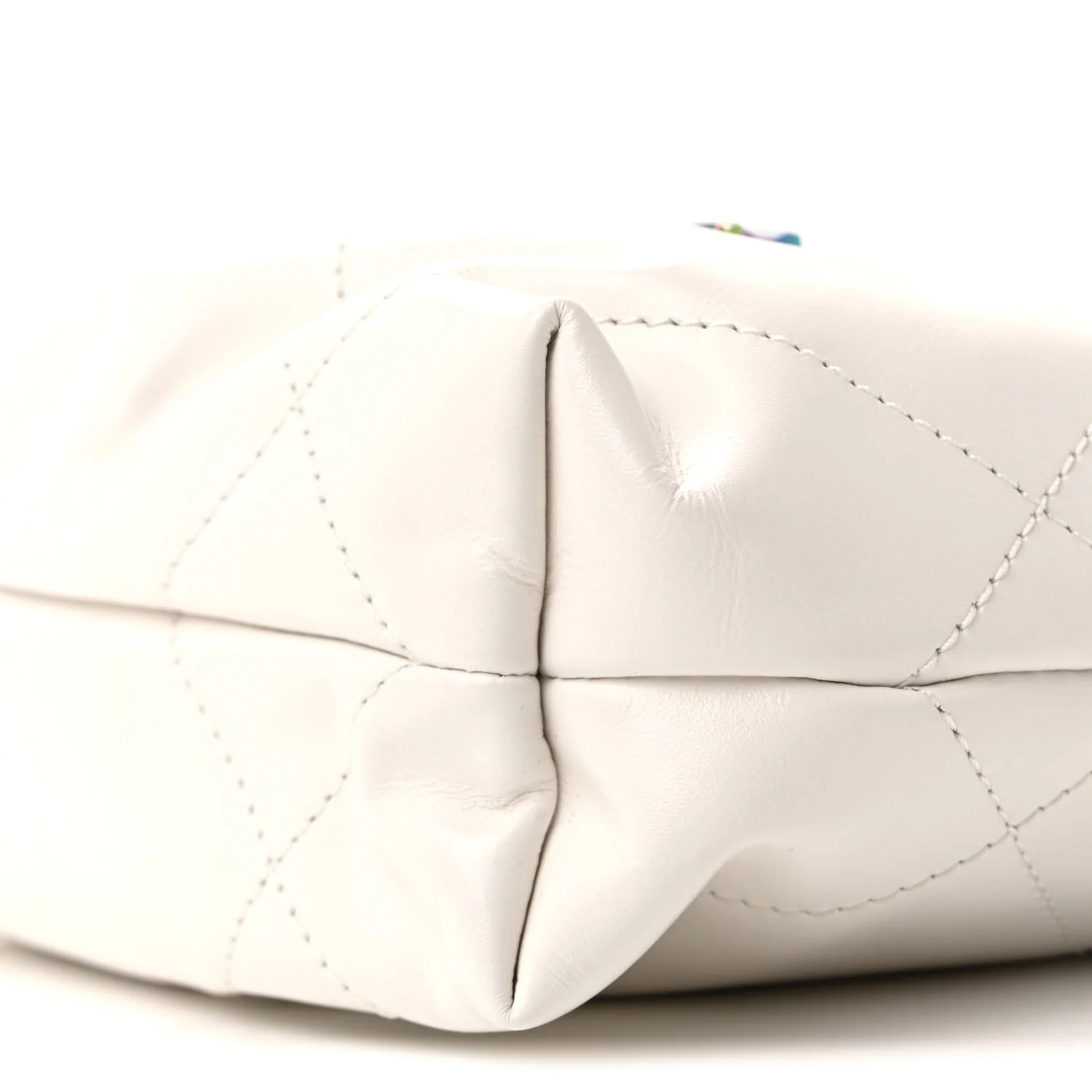 Shiny Calfskin Quilted Rainbow Mini Chanel 22 White - Image 27