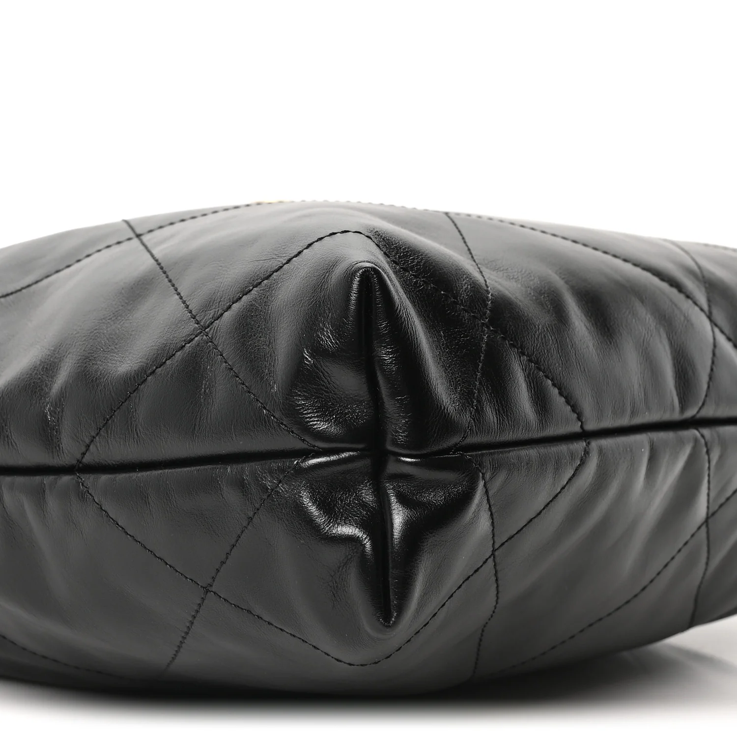 Shiny Calfskin Quilted Small Chanel 22 Black - Image 10