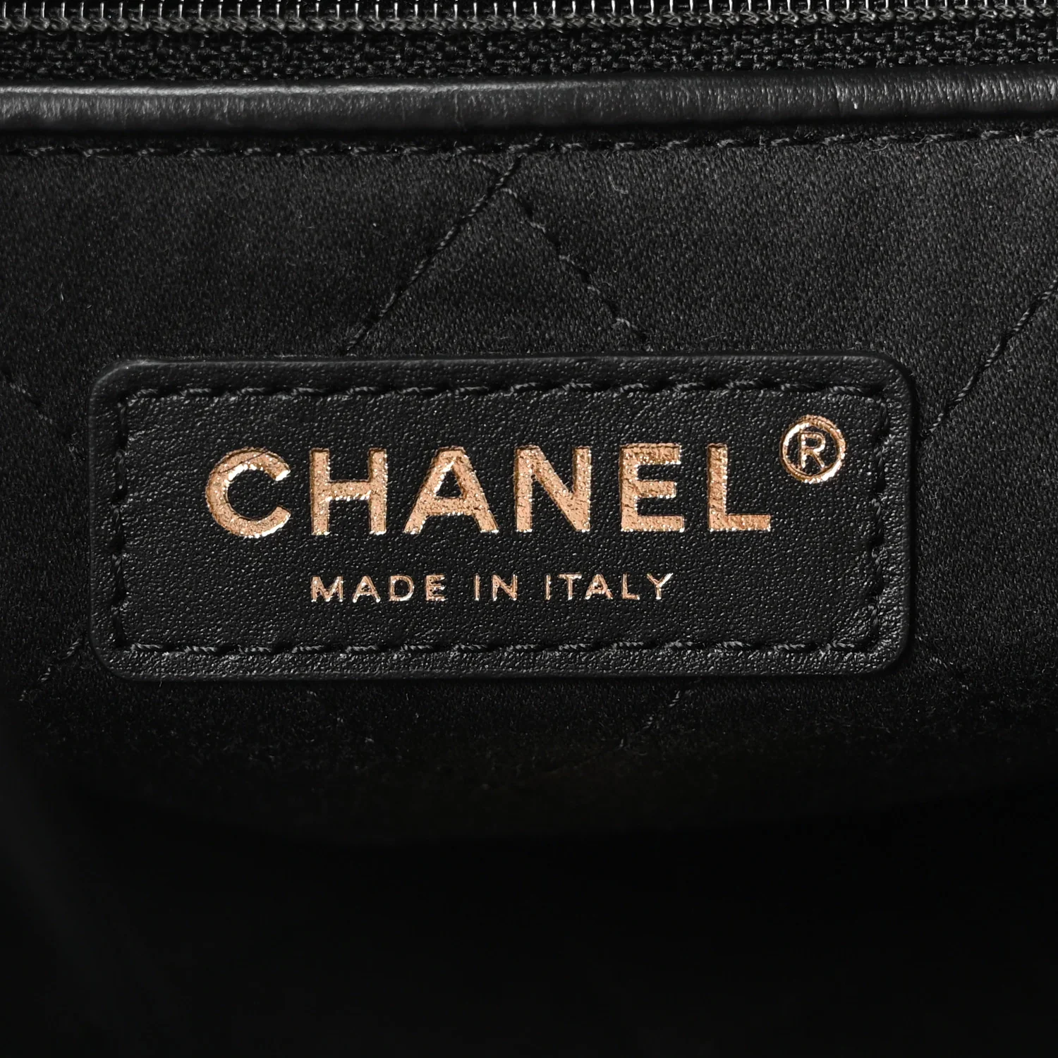 Shiny Calfskin Quilted Small Chanel 22 Black - Image 7
