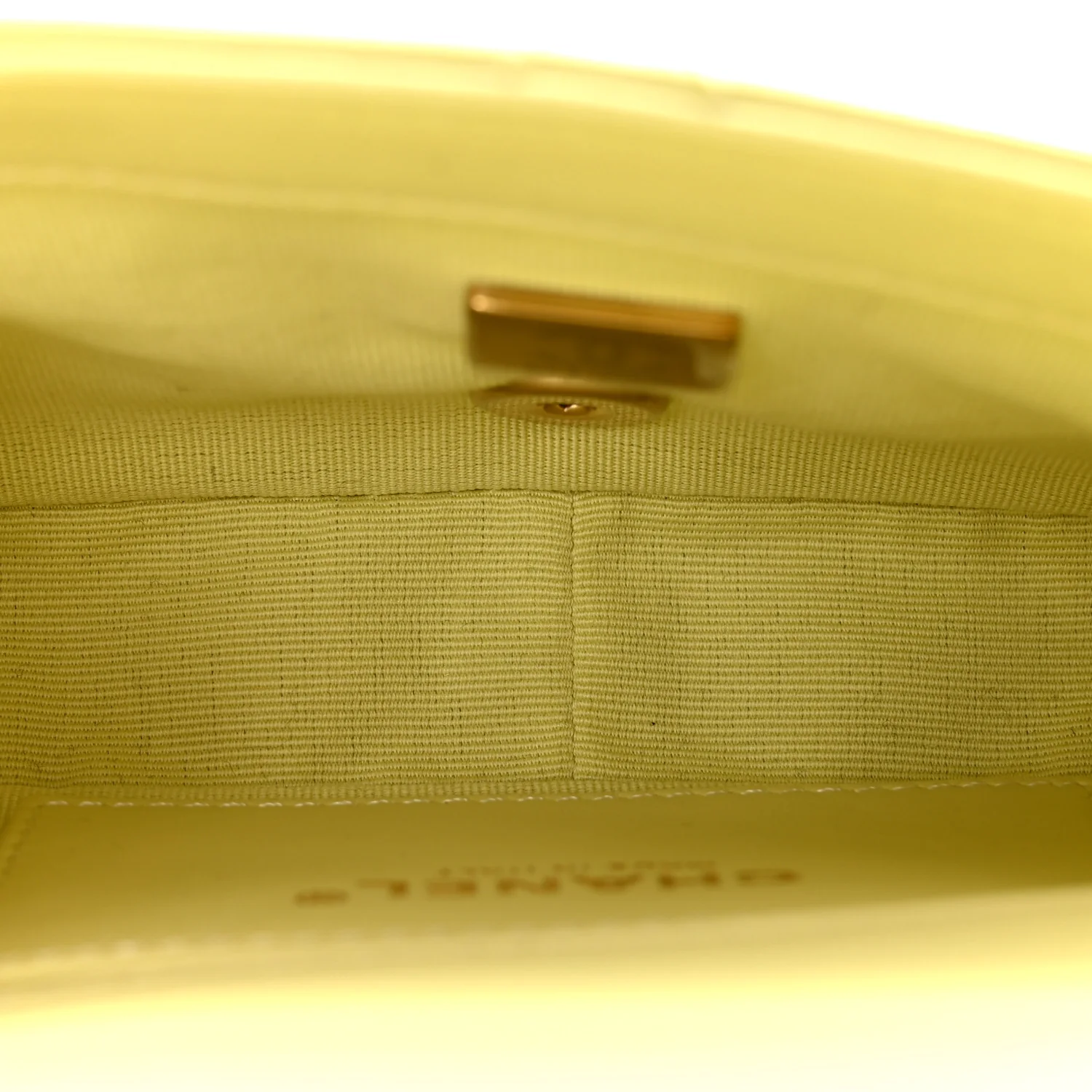 Shiny Caviar Belt Bag Light Green - Image 5