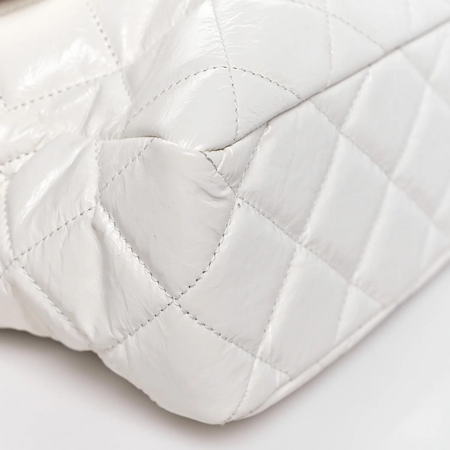 Shiny Crumpled Calfskin Quilted Large Wavy CC Hobo White - Image 9