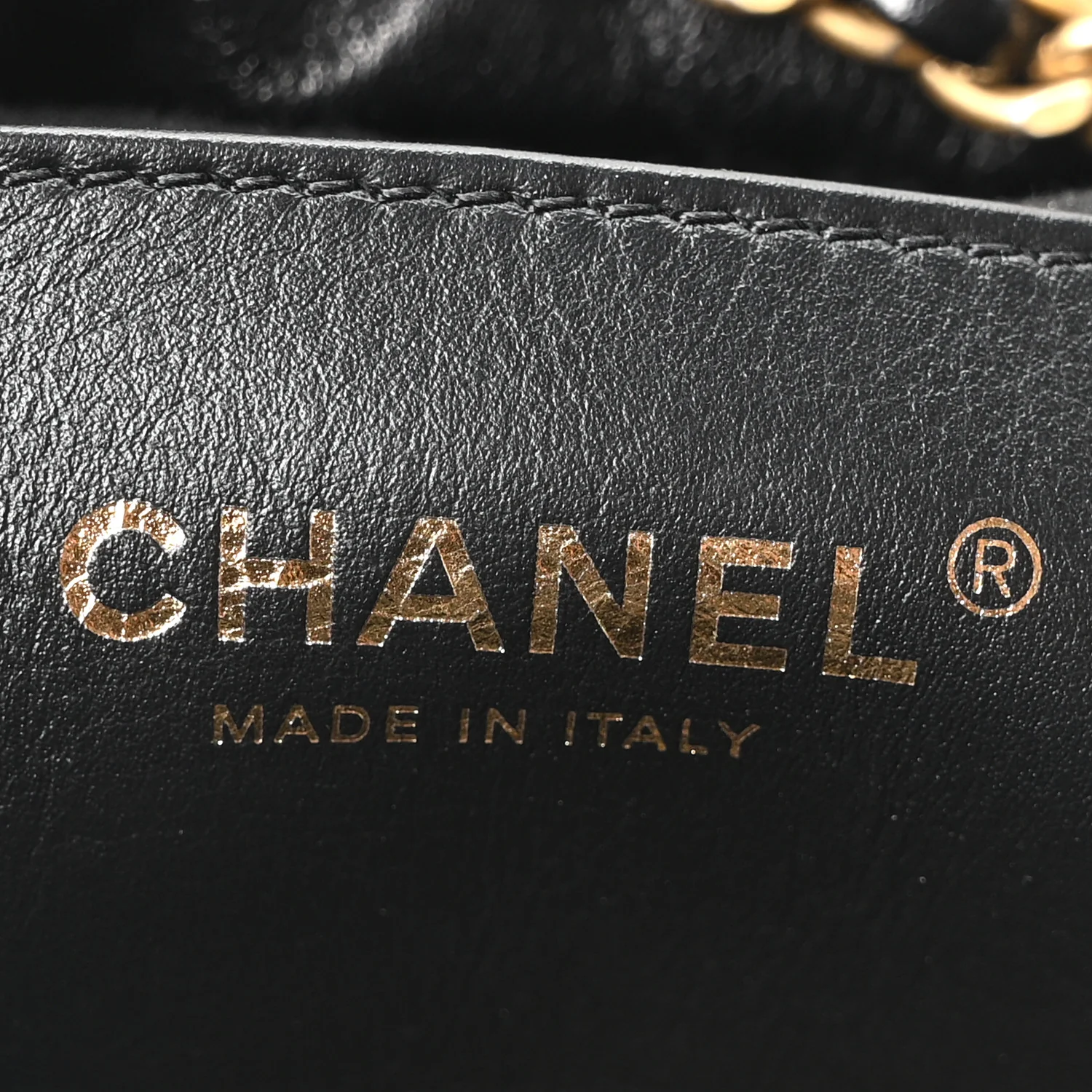 Shiny Crumpled Calfskin Quilted Pearl Mini Chanel 22 Black - Image 6