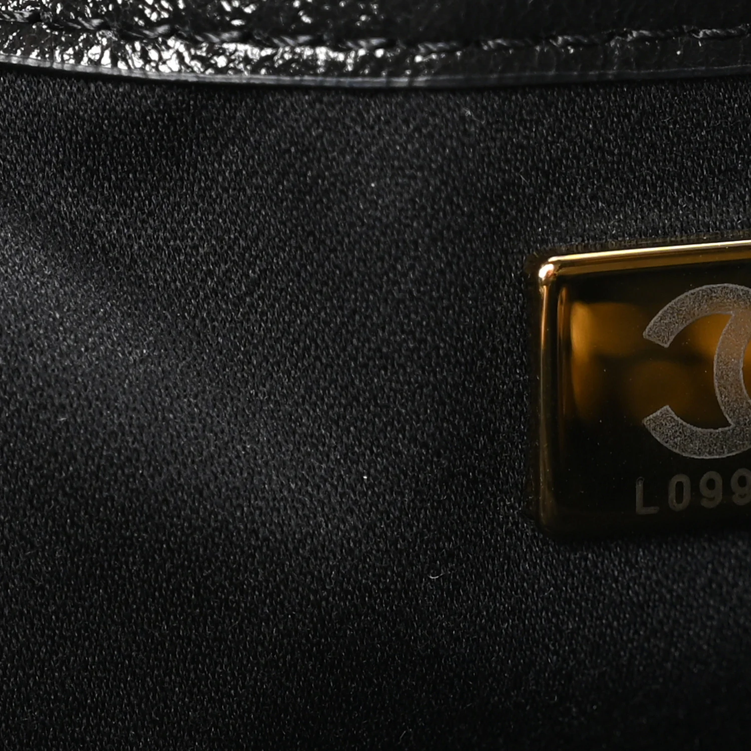 Shiny Crumpled Calfskin Quilted Small Chanel 25 Handbag Black - Image 7