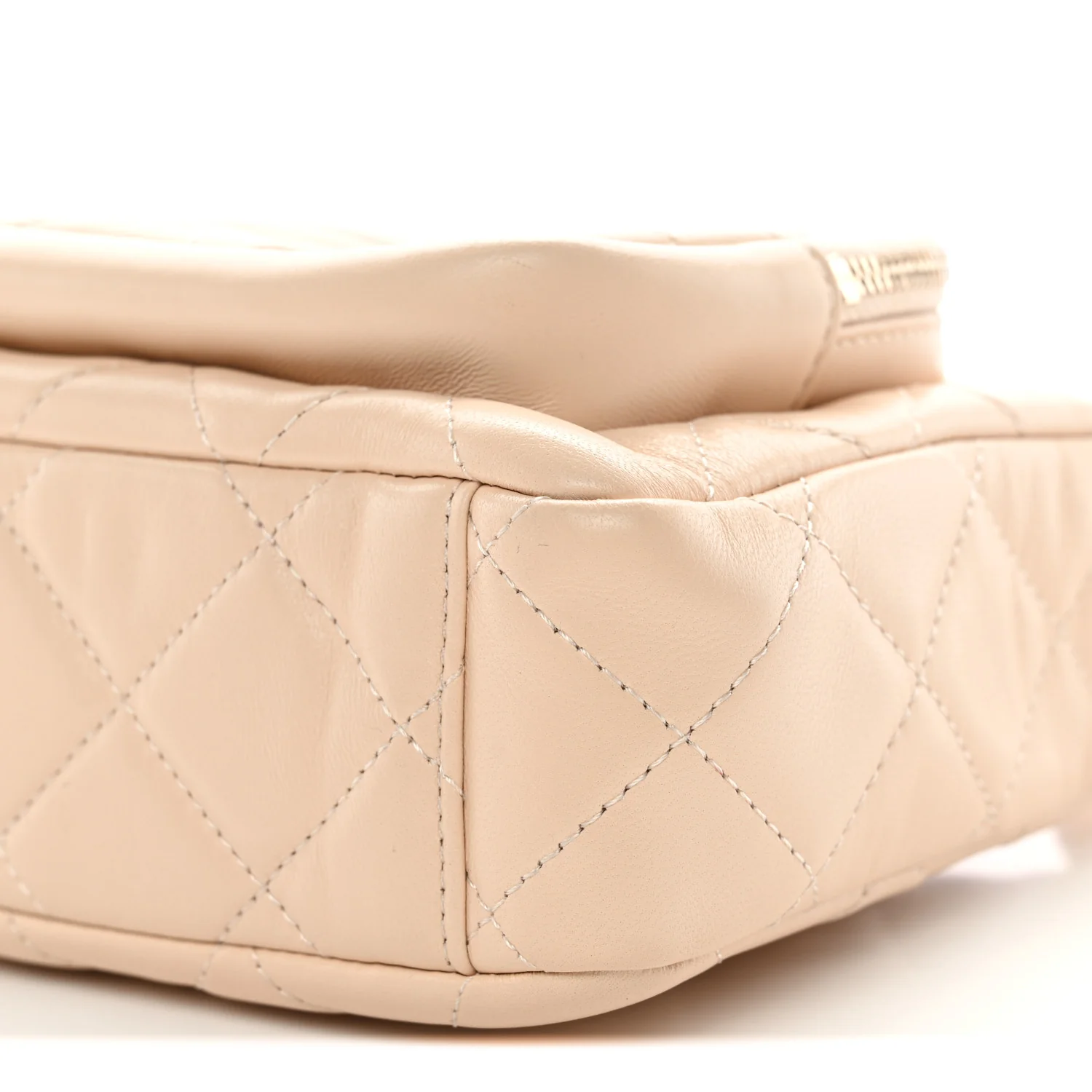 Shiny Crumpled Lambskin Quilted Small Preppy Pocket Clutch With Chain Beige - Image 10