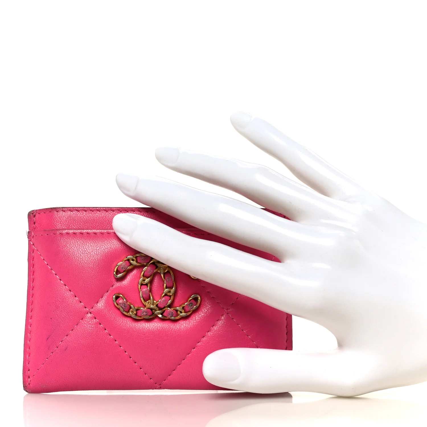 Shiny Goatskin Quilted 19 Card Holder Dark Pink - Image 2