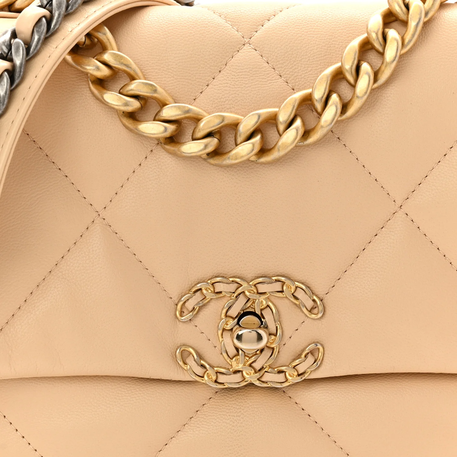 Shiny Goatskin Quilted Medium Chanel 19 Flap Beige - Image 8