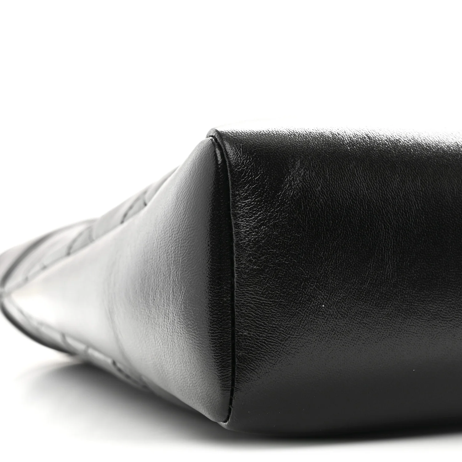 Shiny Lambskin Quilted 31 Shopping Bag Black - Image 9
