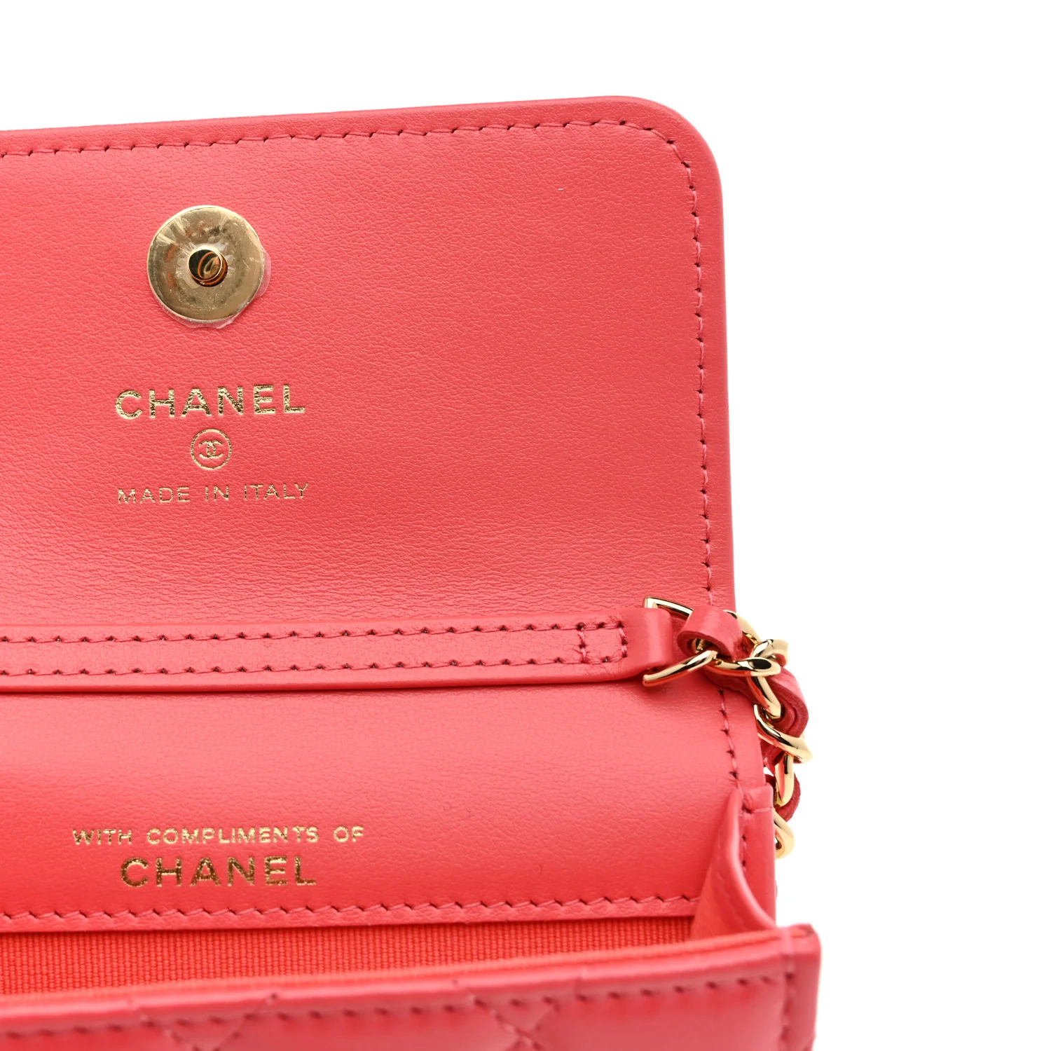 Shiny Lambskin Quilted Card Holder On Chain Pink - Image 6