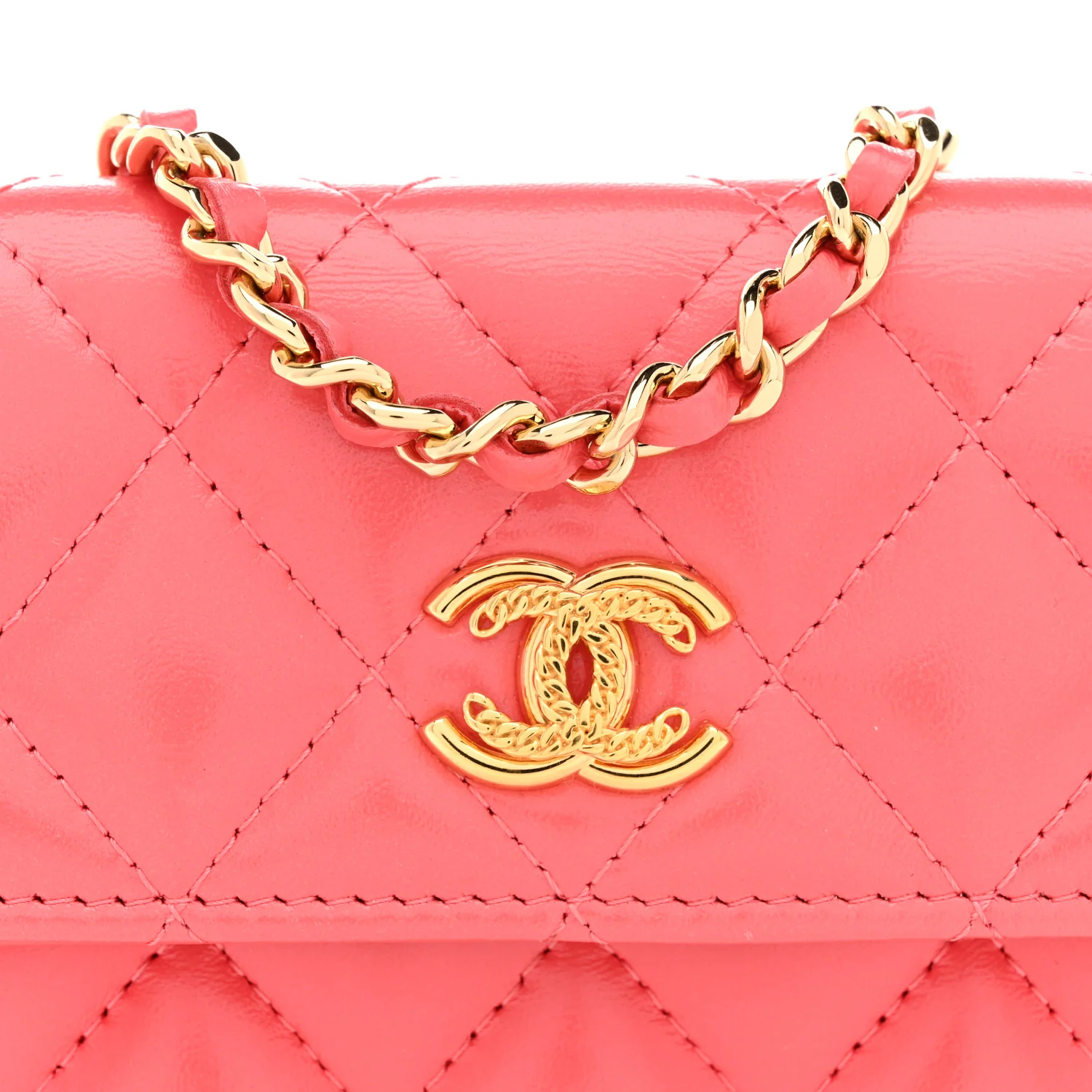 Shiny Lambskin Quilted Card Holder On Chain Pink - Image 8