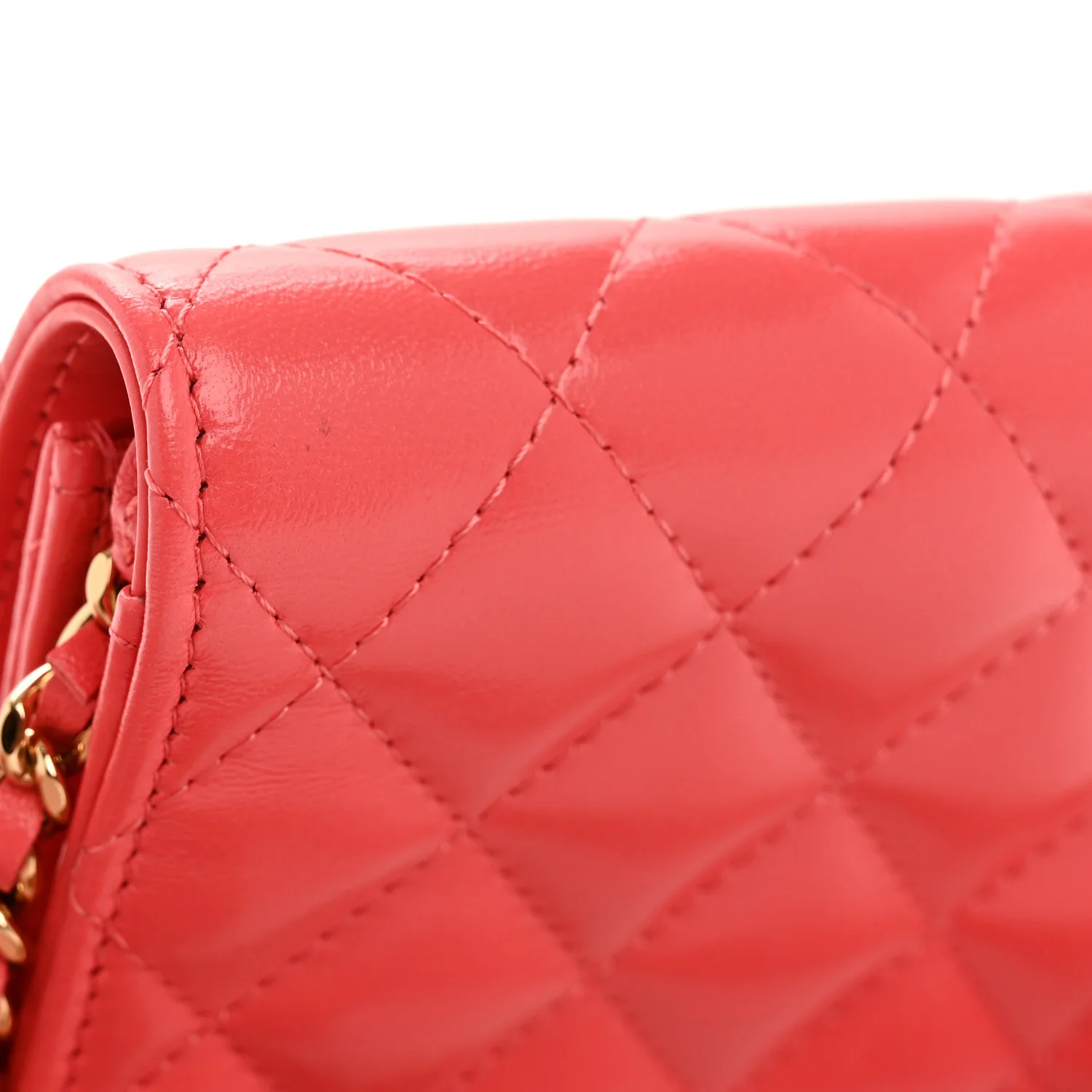 Shiny Lambskin Quilted Card Holder On Chain Pink - Image 11