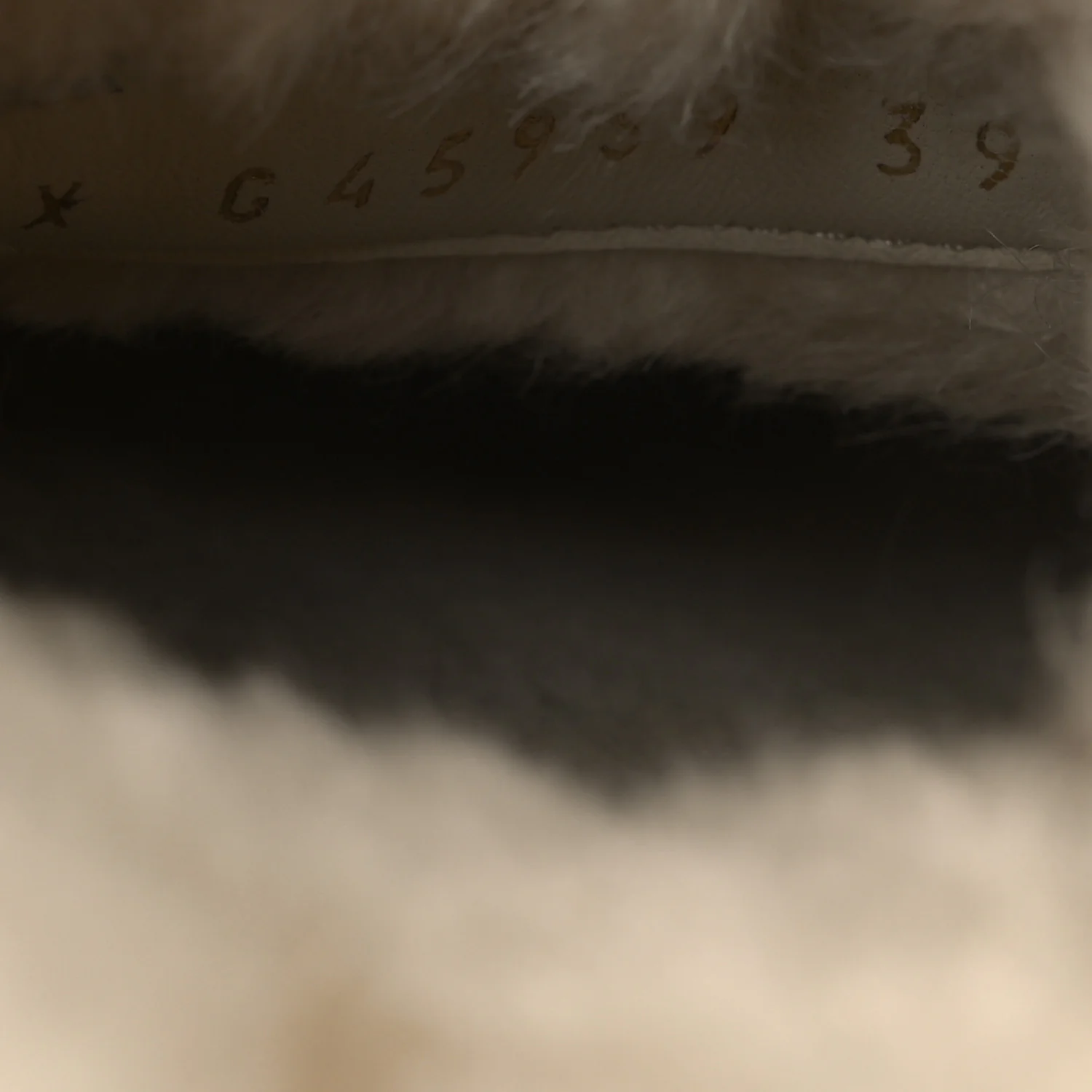 Suede Shearling CC Cap Toe Mules 39 Beige Black - Image 10