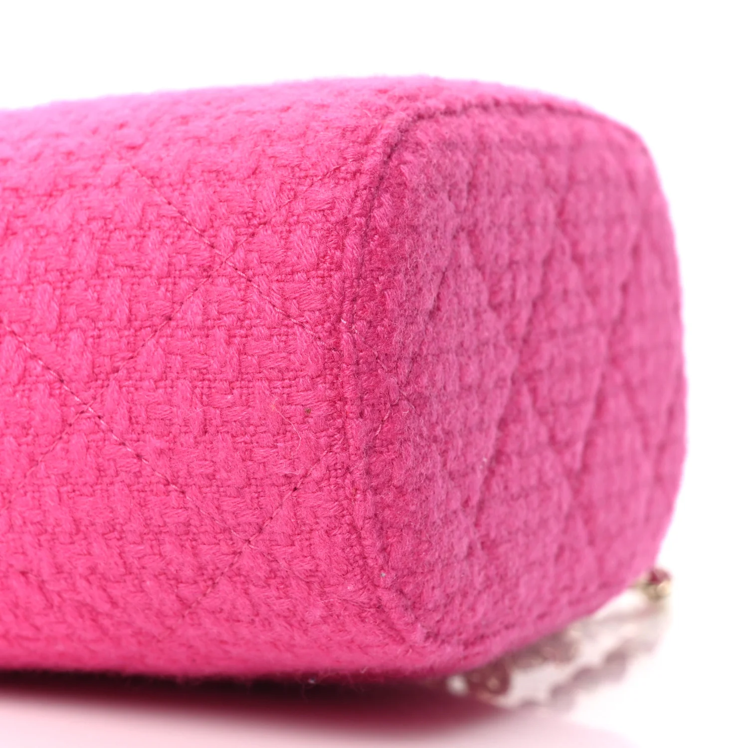 Tweed Quilted Small Vanity Case Fuchsia - Image 9