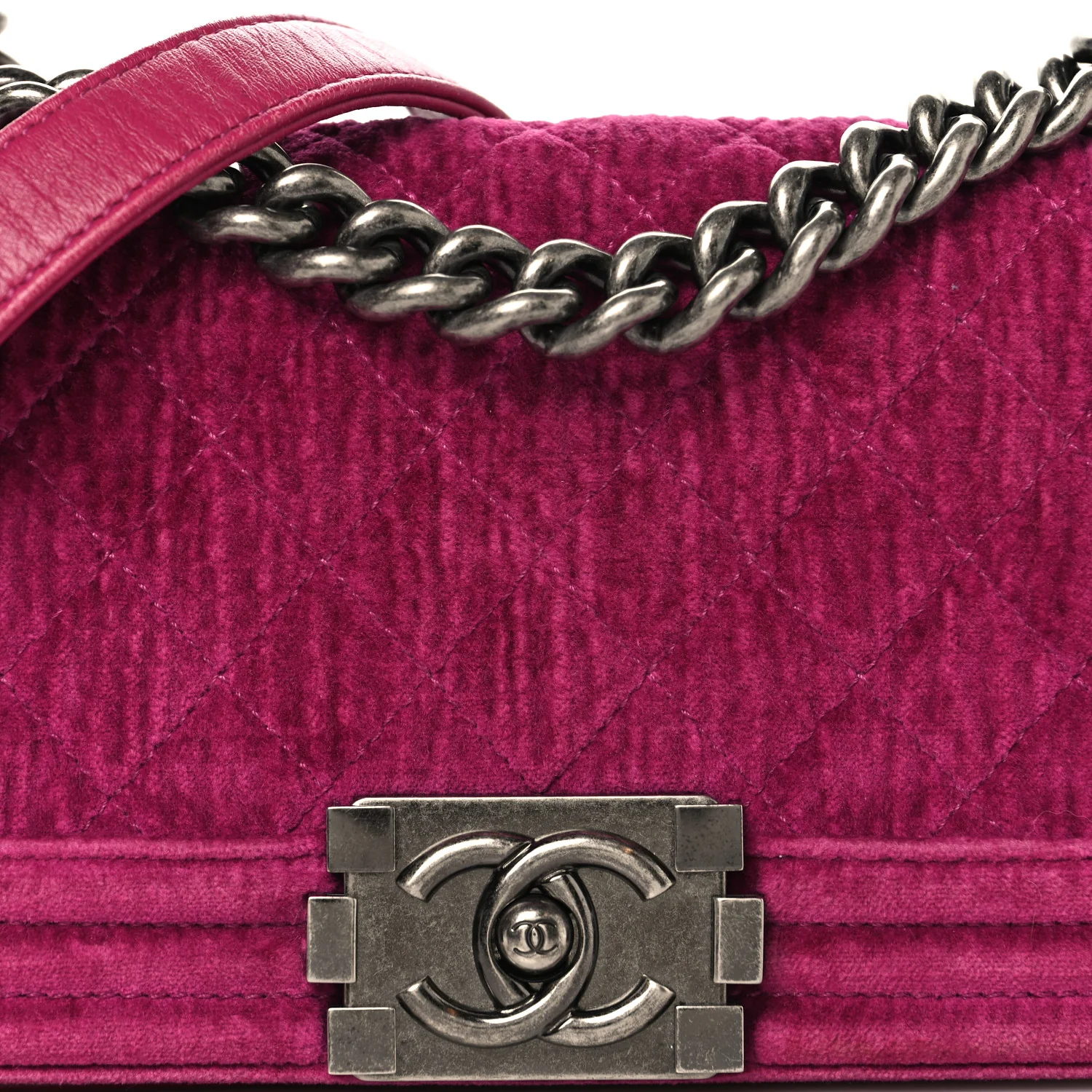 Velvet Quilted Small Boy Flap Fuchsia - Image 8