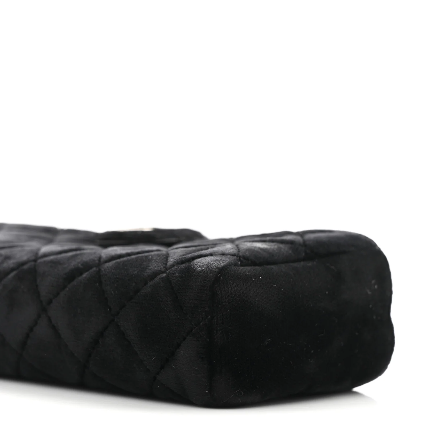 Velvet Quilted Small Clutch With Chain Black - Image 11
