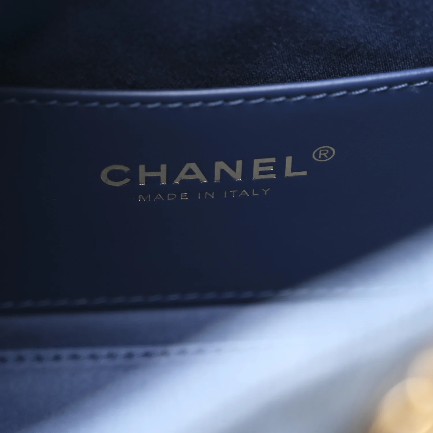 Washed Denim Quilted Mini Chanel 25 Handbag Blue - Image 6