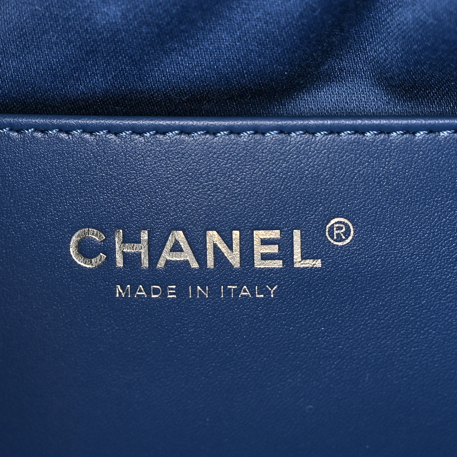 Washed Denim Quilted Mini Chanel 25 Handbag Blue - Image 6