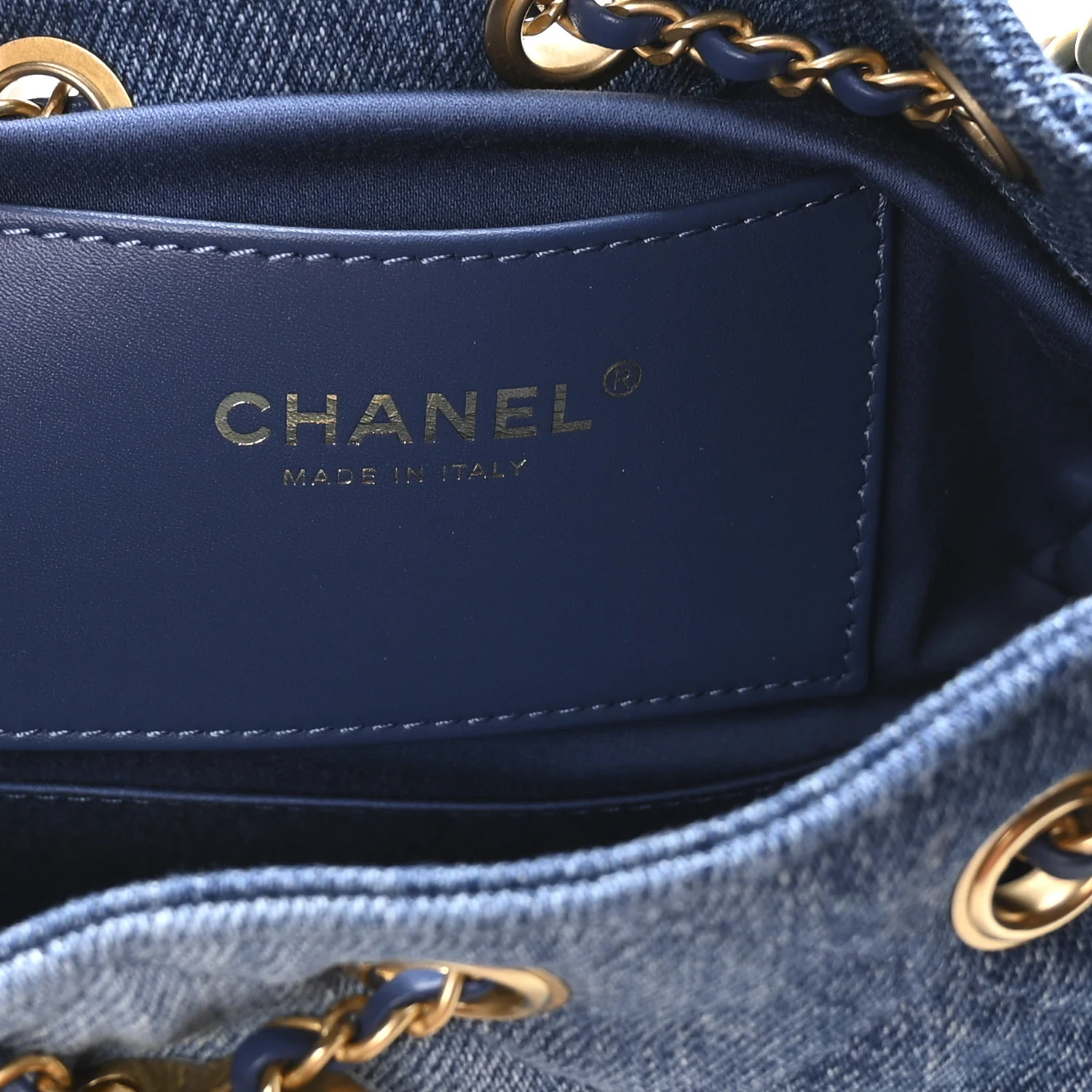 Washed Denim Quilted Mini Chanel 25 Handbag Blue - Image 12