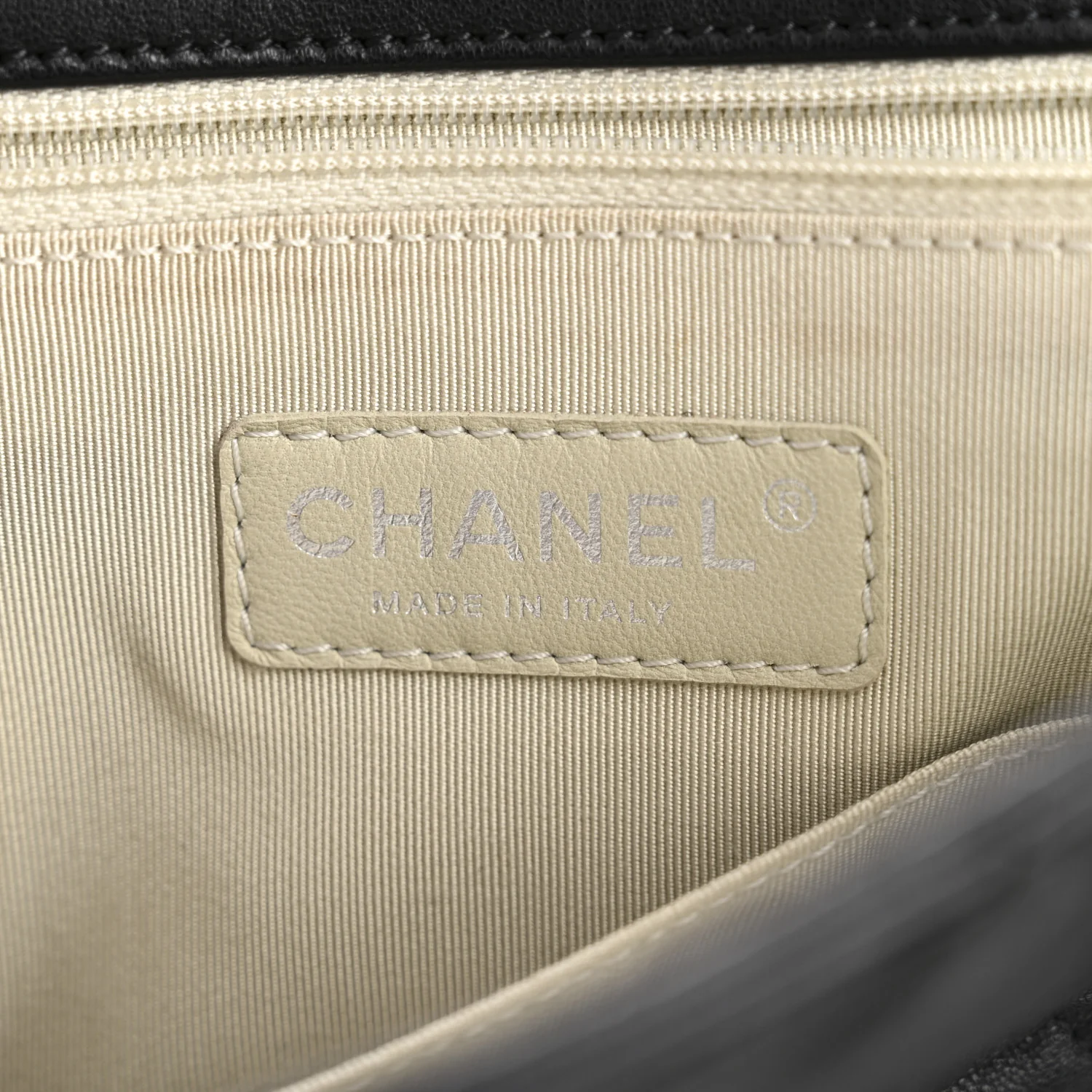 Washed Lambskin Quilted Maxi Chain Around Flap Black - Image 6