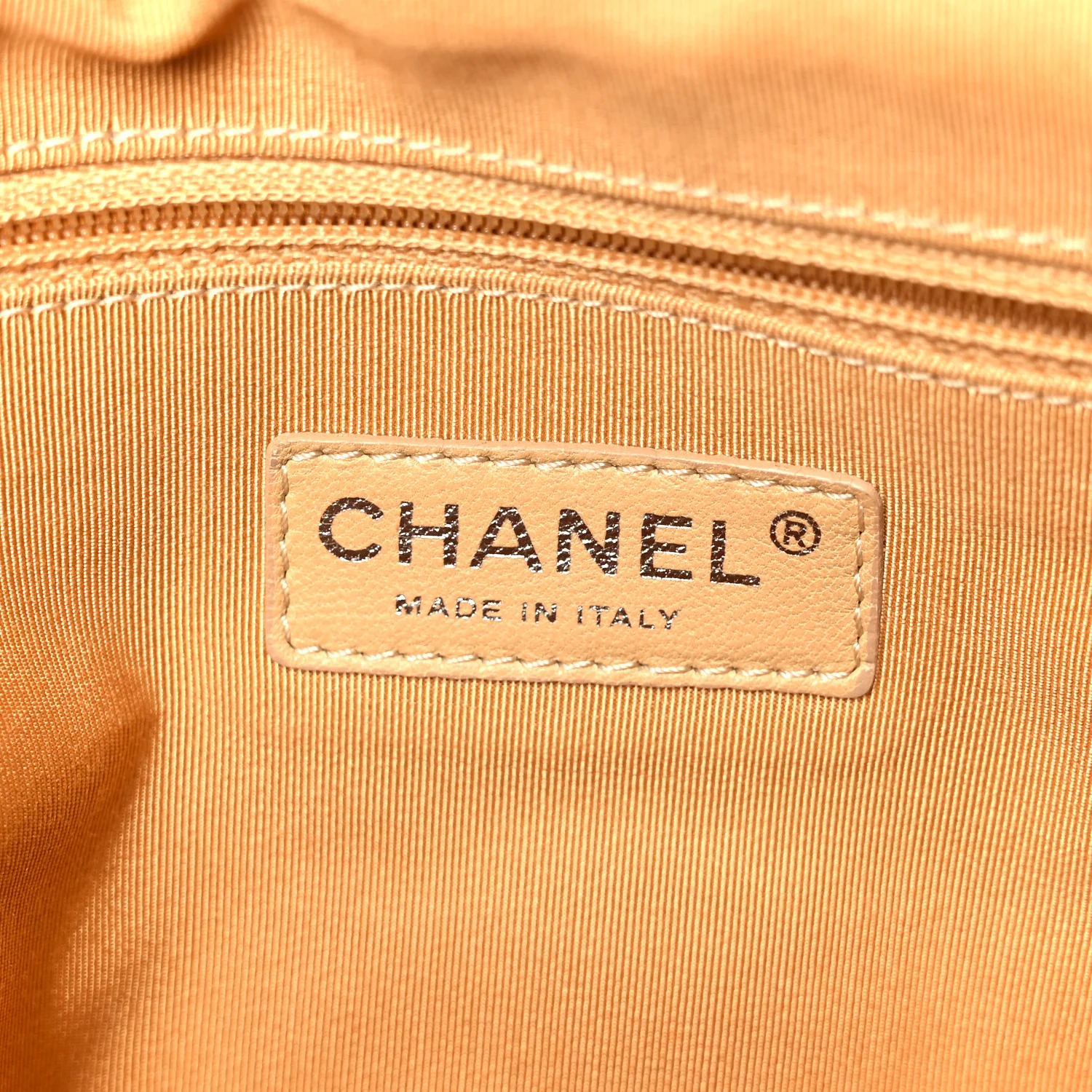 Washed Lambskin Quilted Medium Chain Around Messenger Brown - Image 6