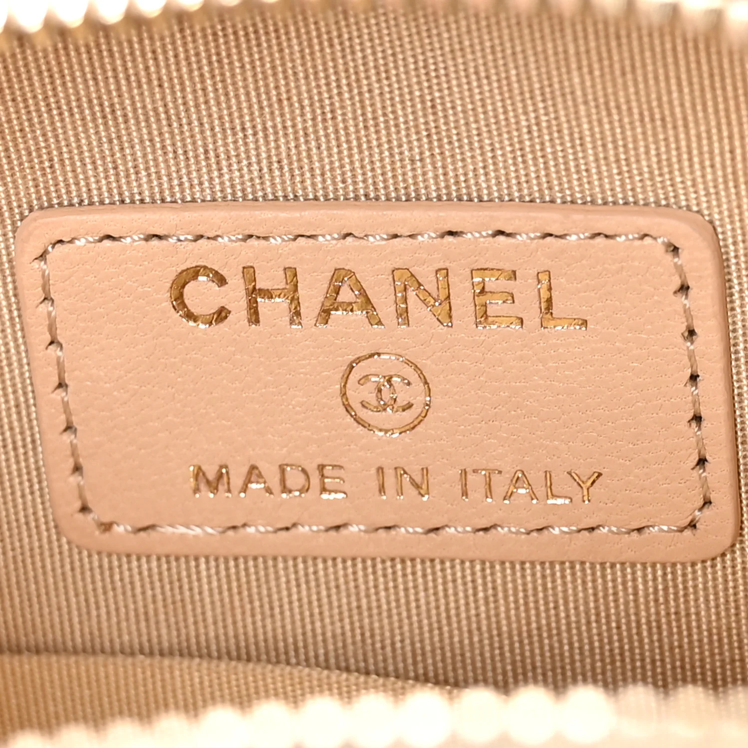 Wool Tweed Lambskin Quilted Chanel 19 Round Clutch With Chain and Coin Purse Beige Black - Image 8