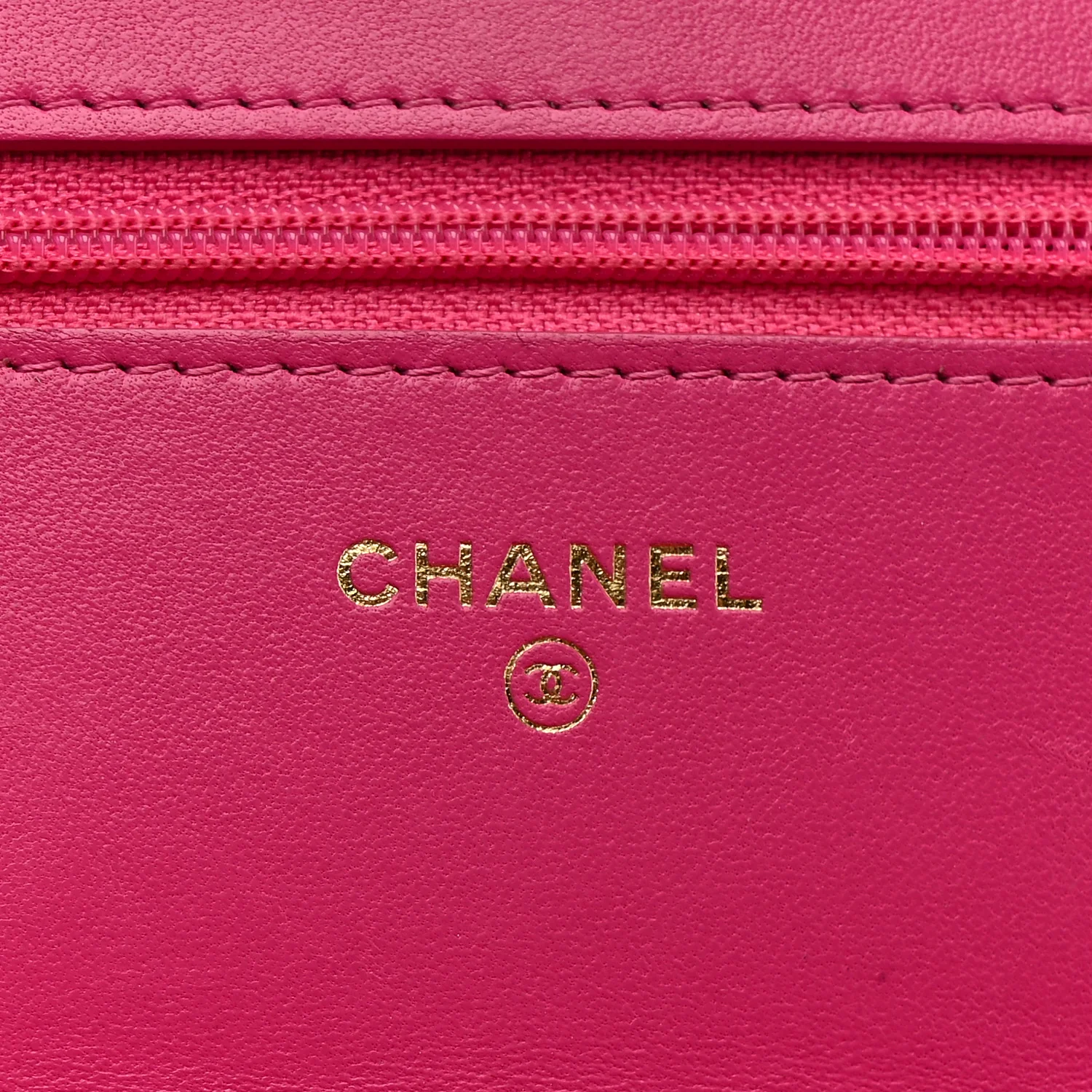 Wool Tweed Lambskin Quilted Chanel 19 Wallet On Chain WOC Fuchsia - Image 6