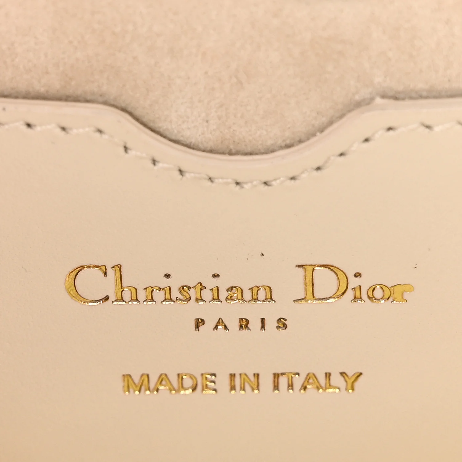 Box Calfskin Medium Bobby Flap Latte - Image 6