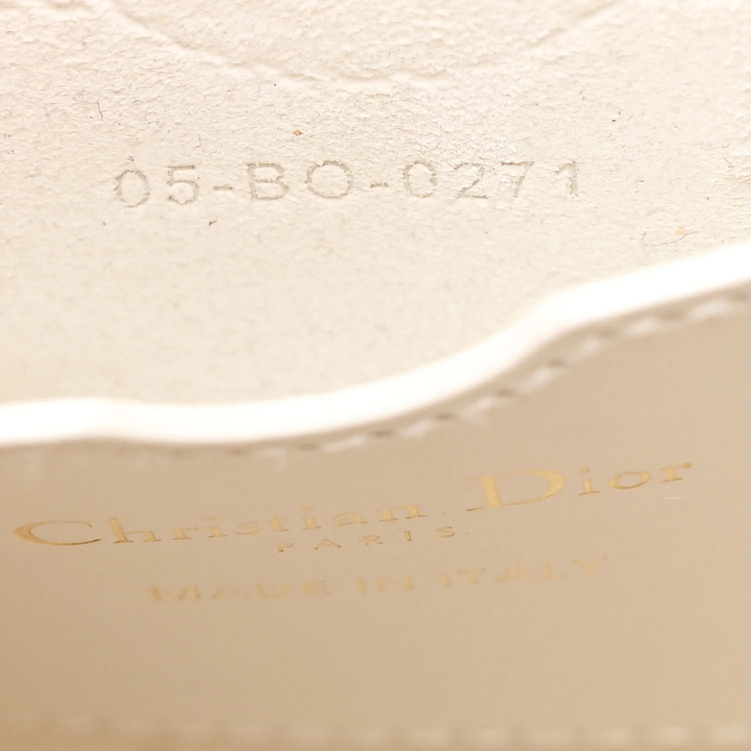 Box Calfskin Small Bobby Bag White - Image 7