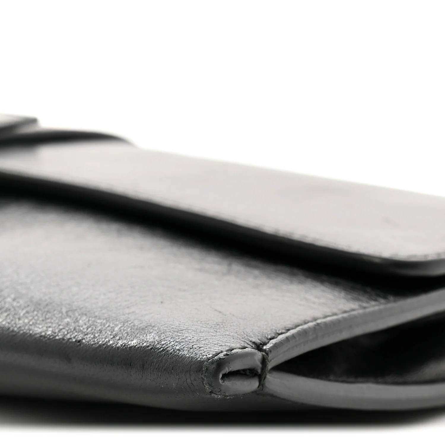 Calfskin 30 Montaigne Chain Pouch Black - Image 10