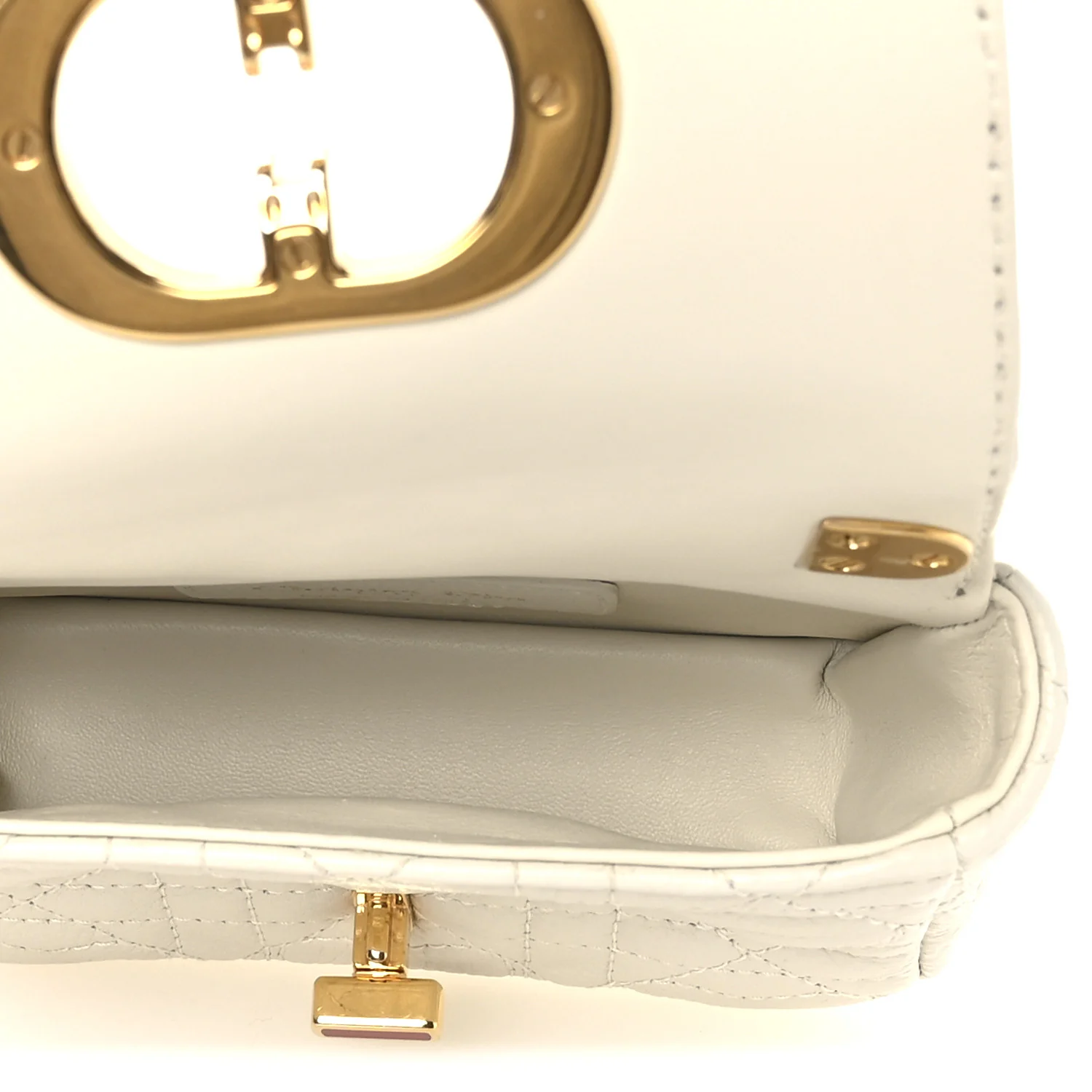 Calfskin Heart Cannage Dioramour Micro Bag Latte - Image 5
