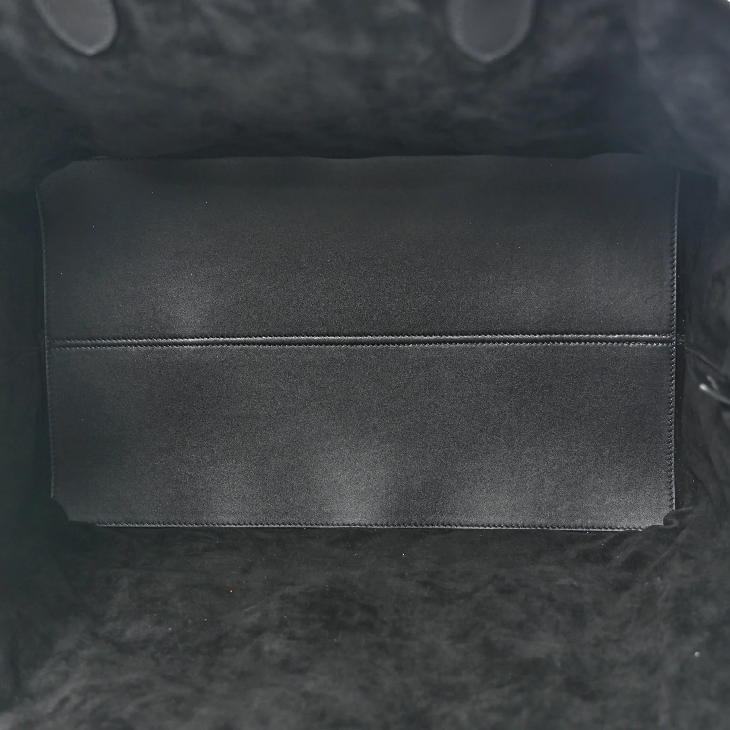 Calfskin Macrocannage Large Toujours Black - Image 6